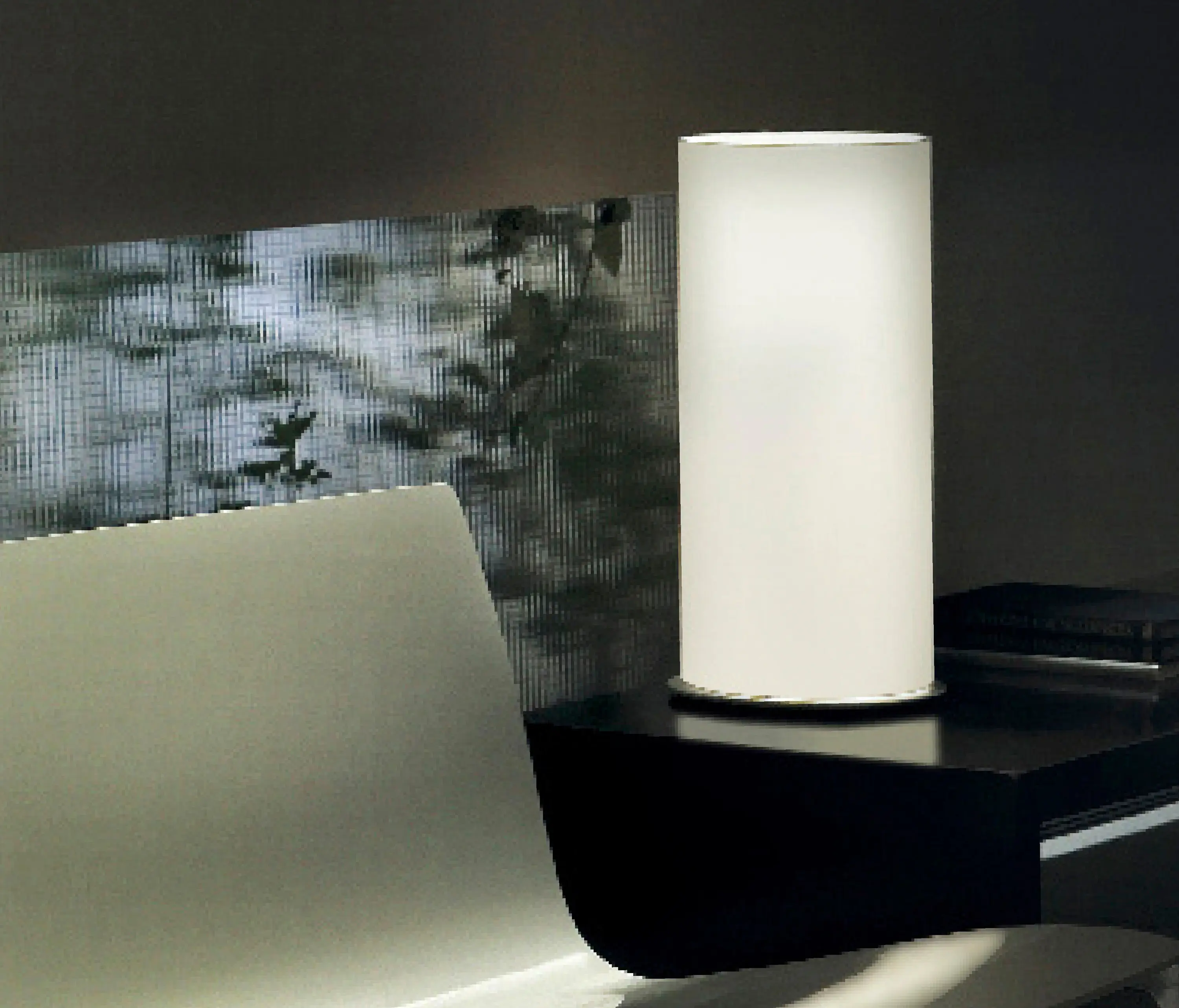 La Référence - Omega Table lamp