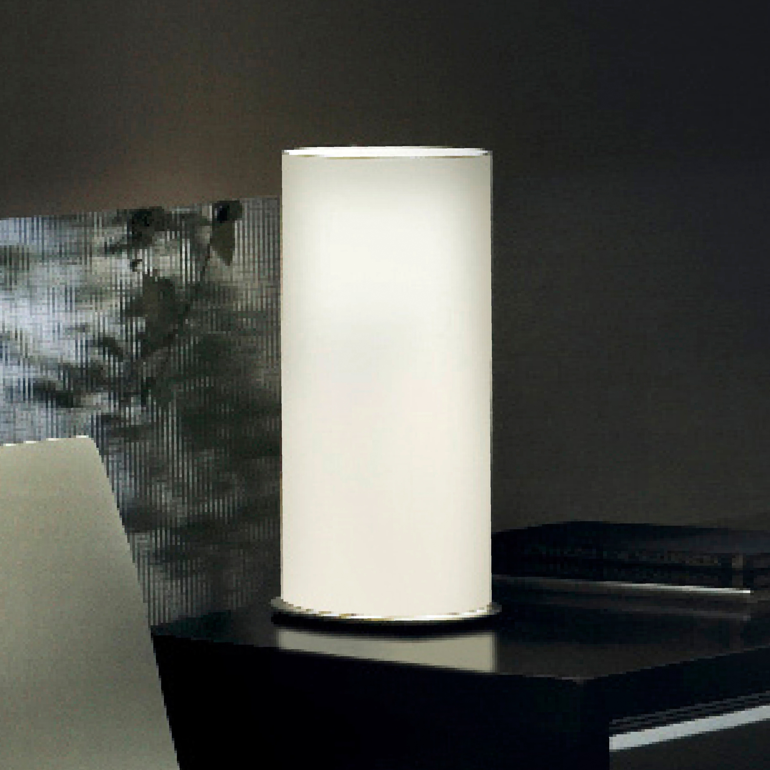 Vertoon produk Omega Table lamp van vervaardiger La Référence