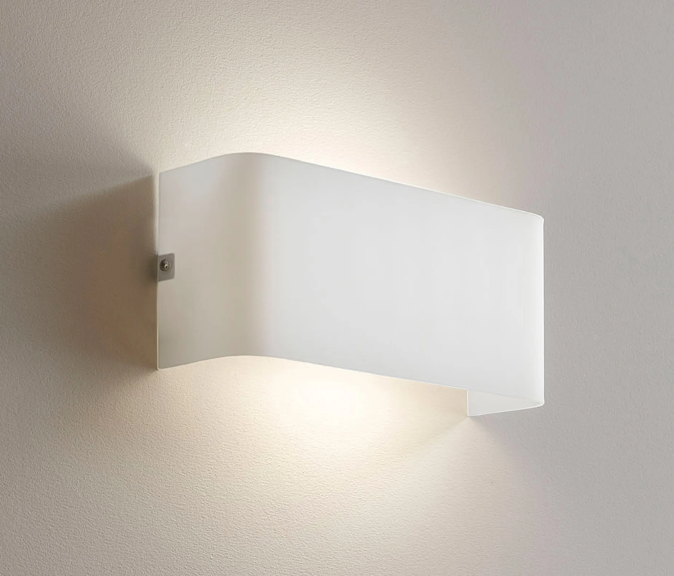 La Référence - Reflex Wall lamp