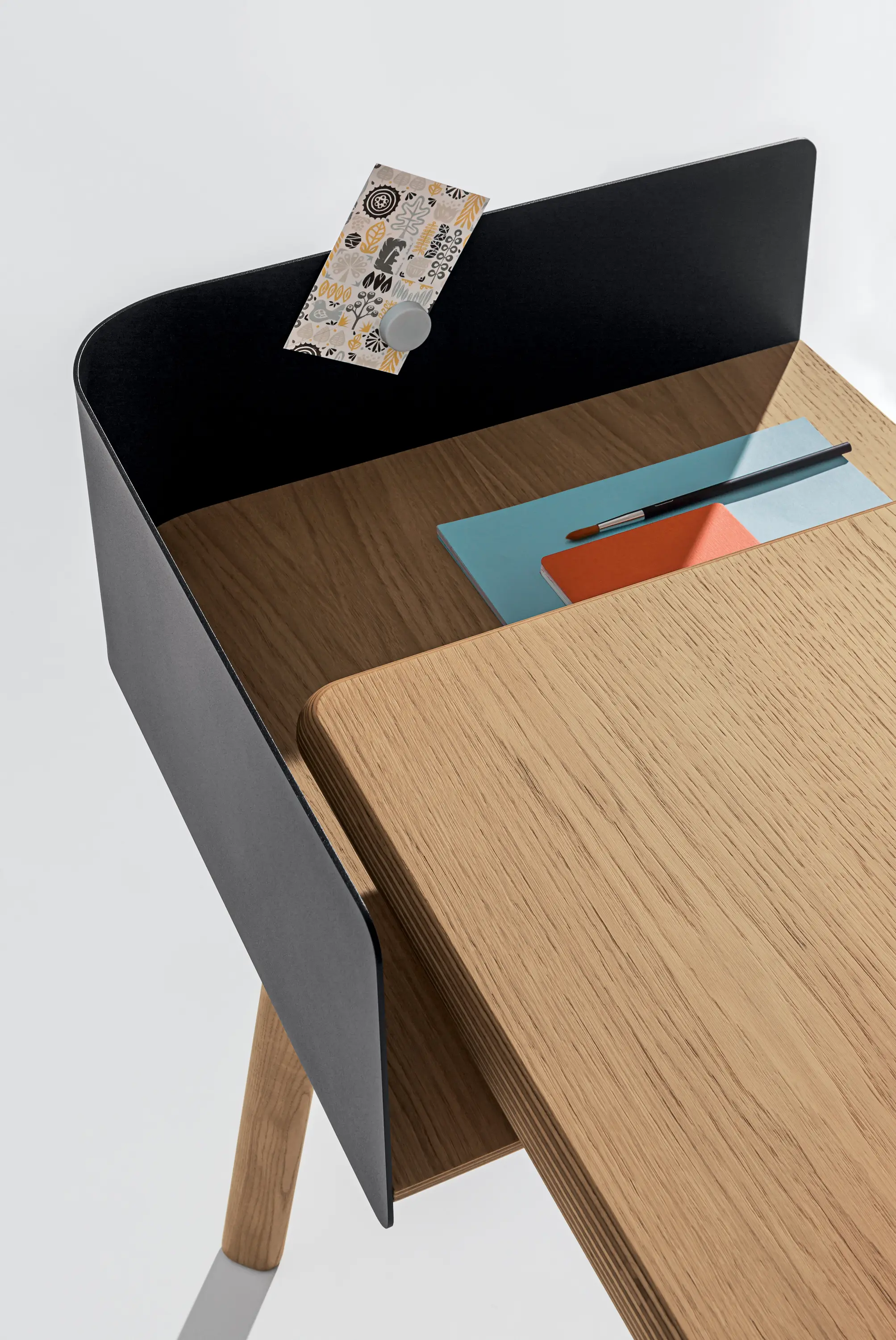 Discipline - Cut Desk