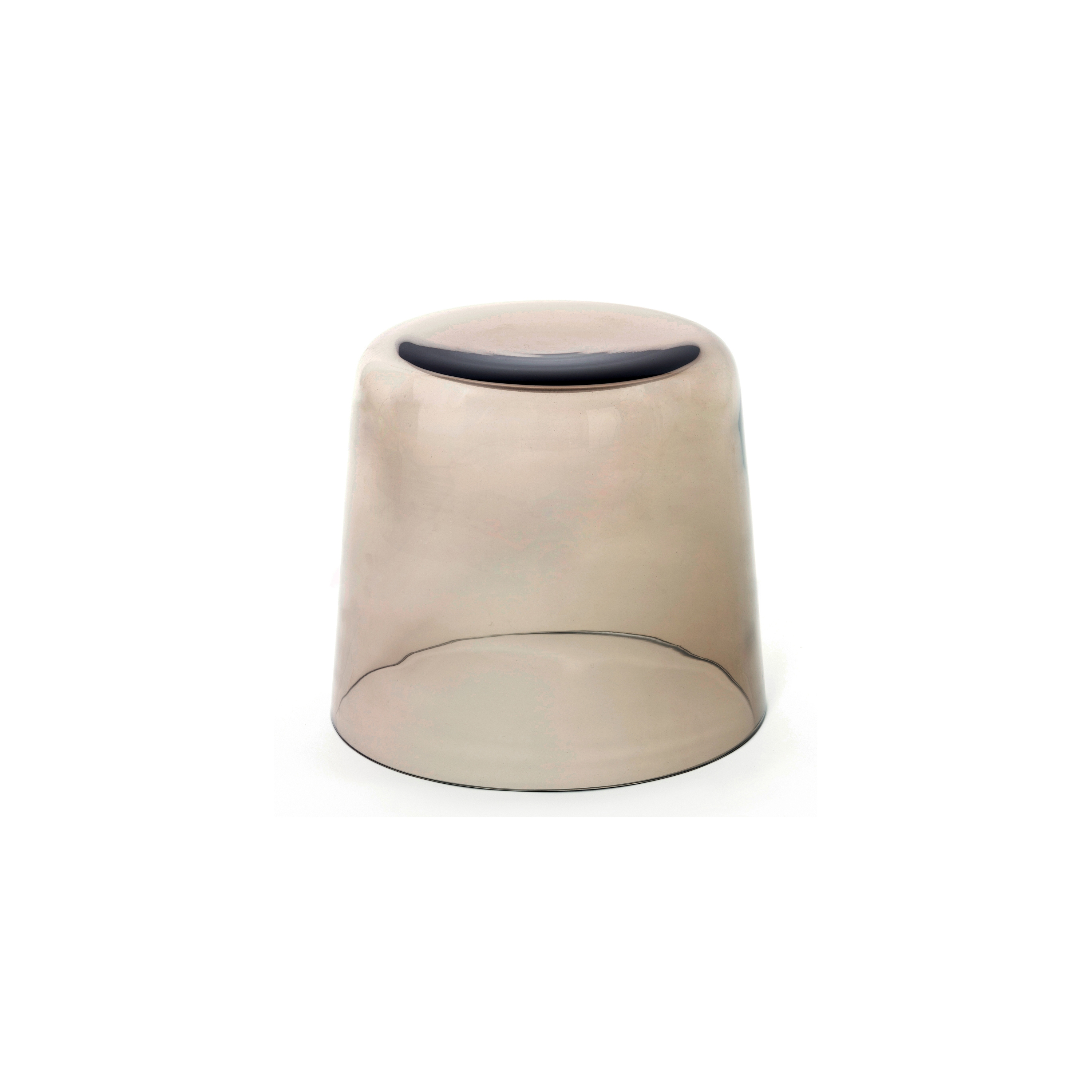 Cup table