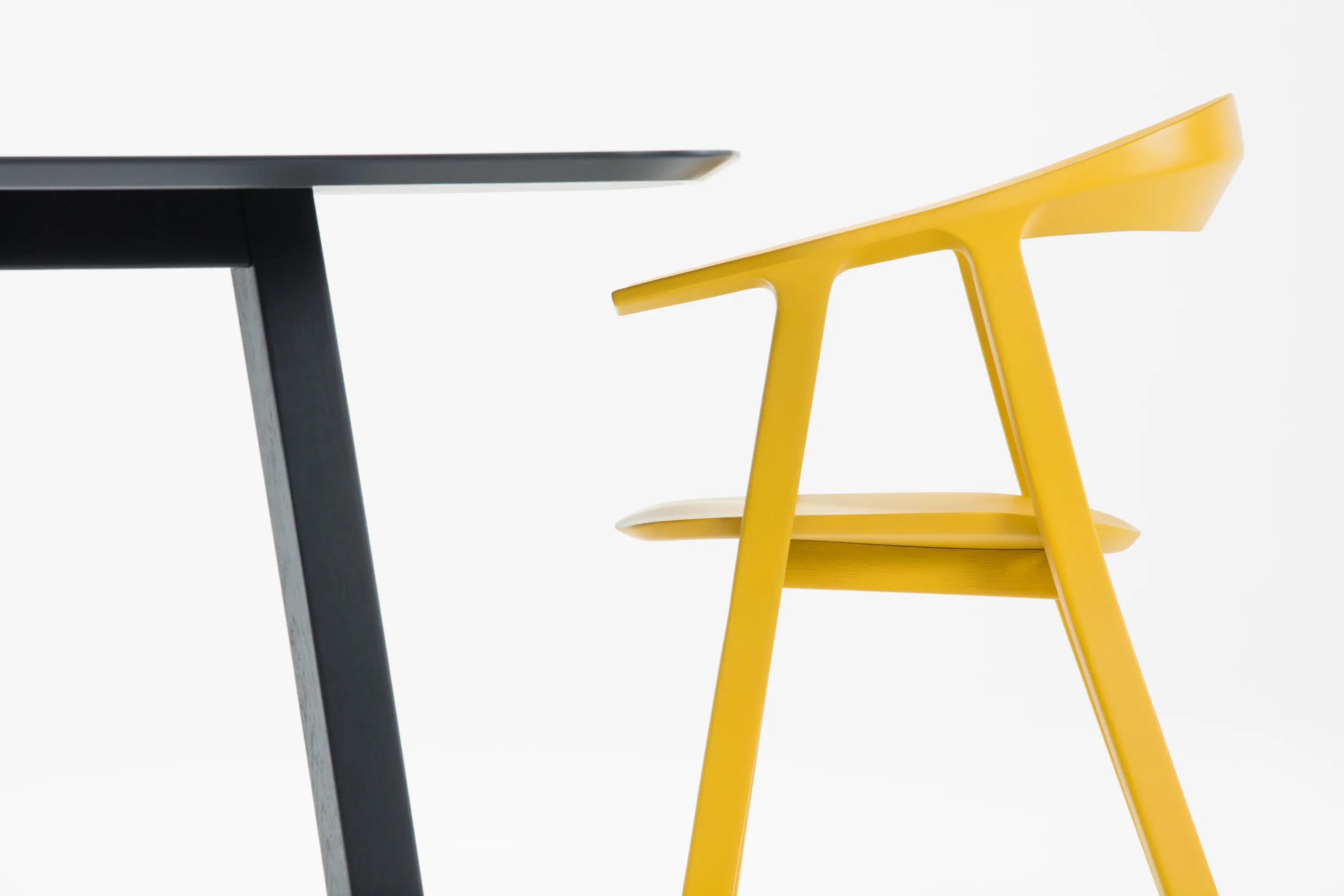 Prostoria - Rhomb table