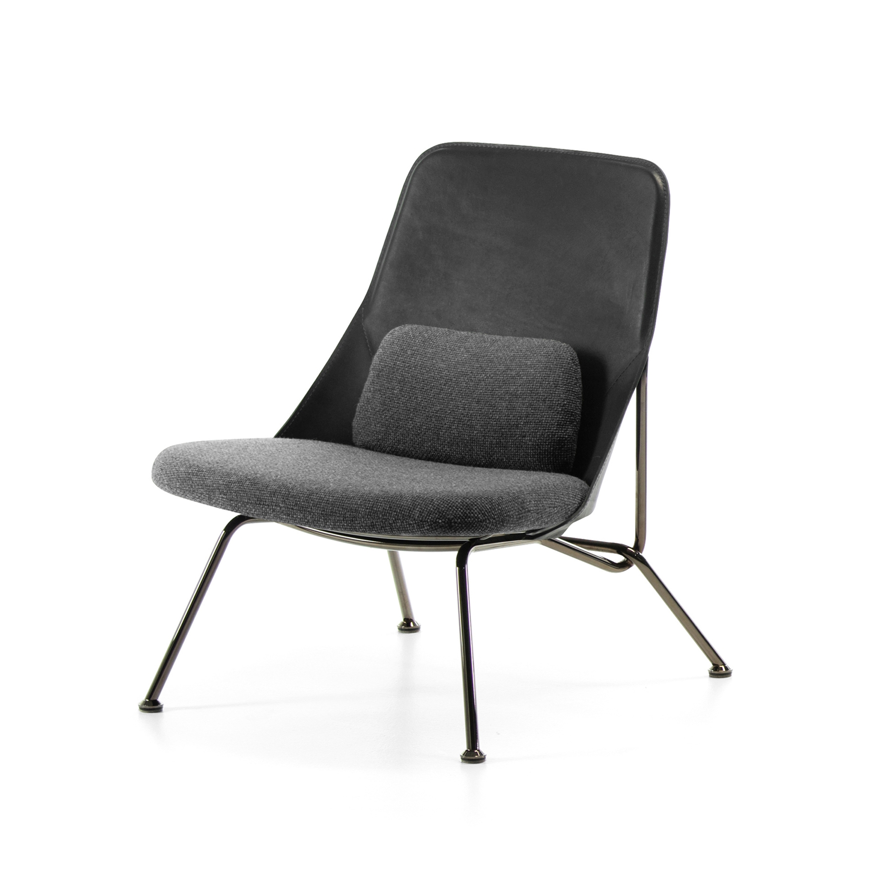 Strain easy chair