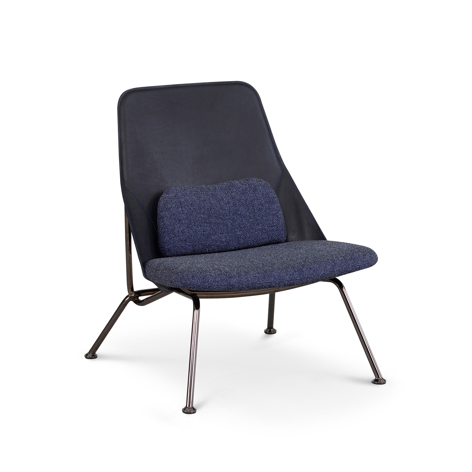Strain easy chair