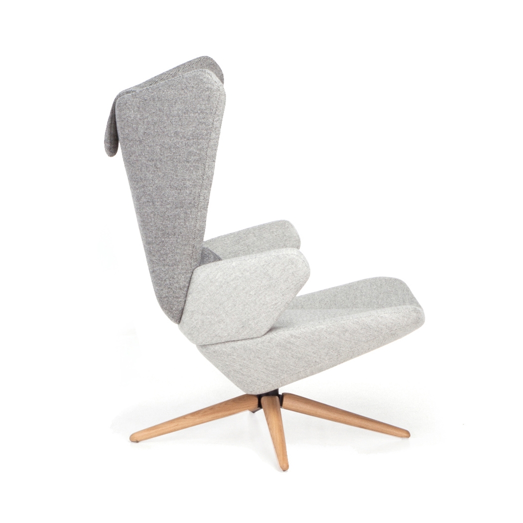 Trifidae armchair
