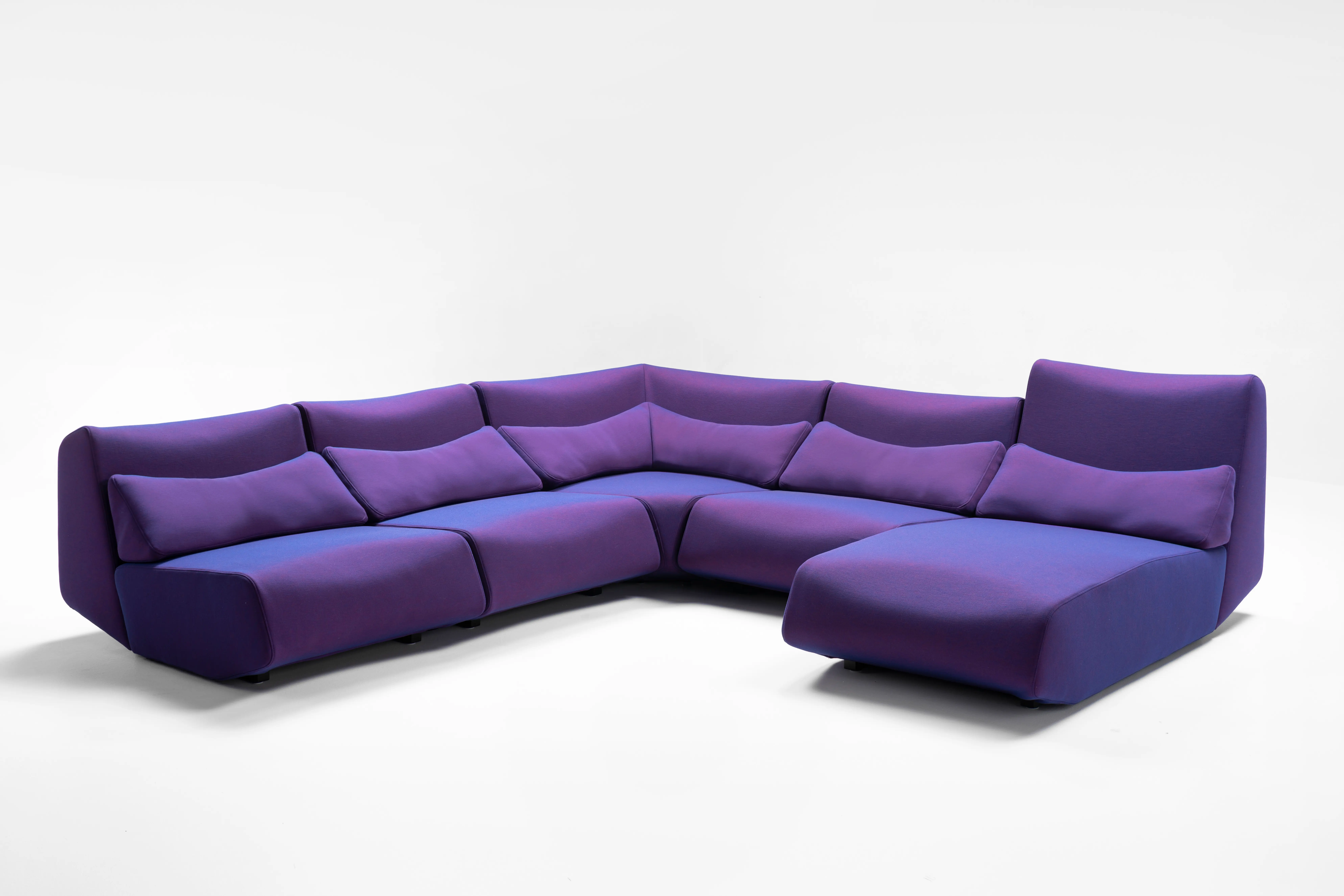 Prostoria - Absent sofa