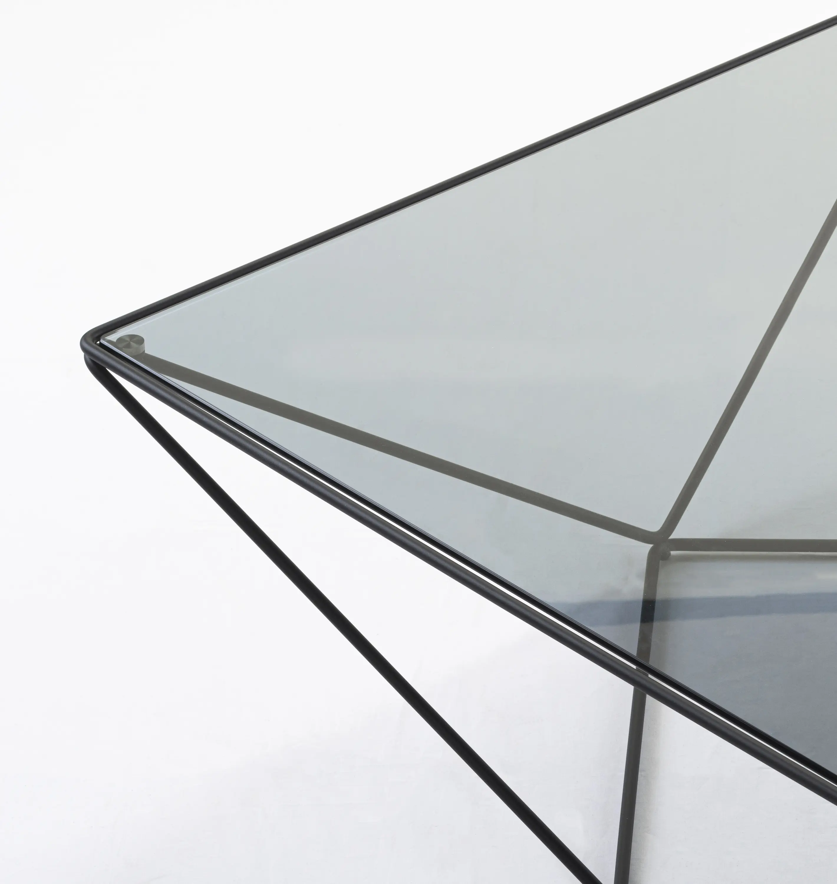 Prostoria - Avet low table