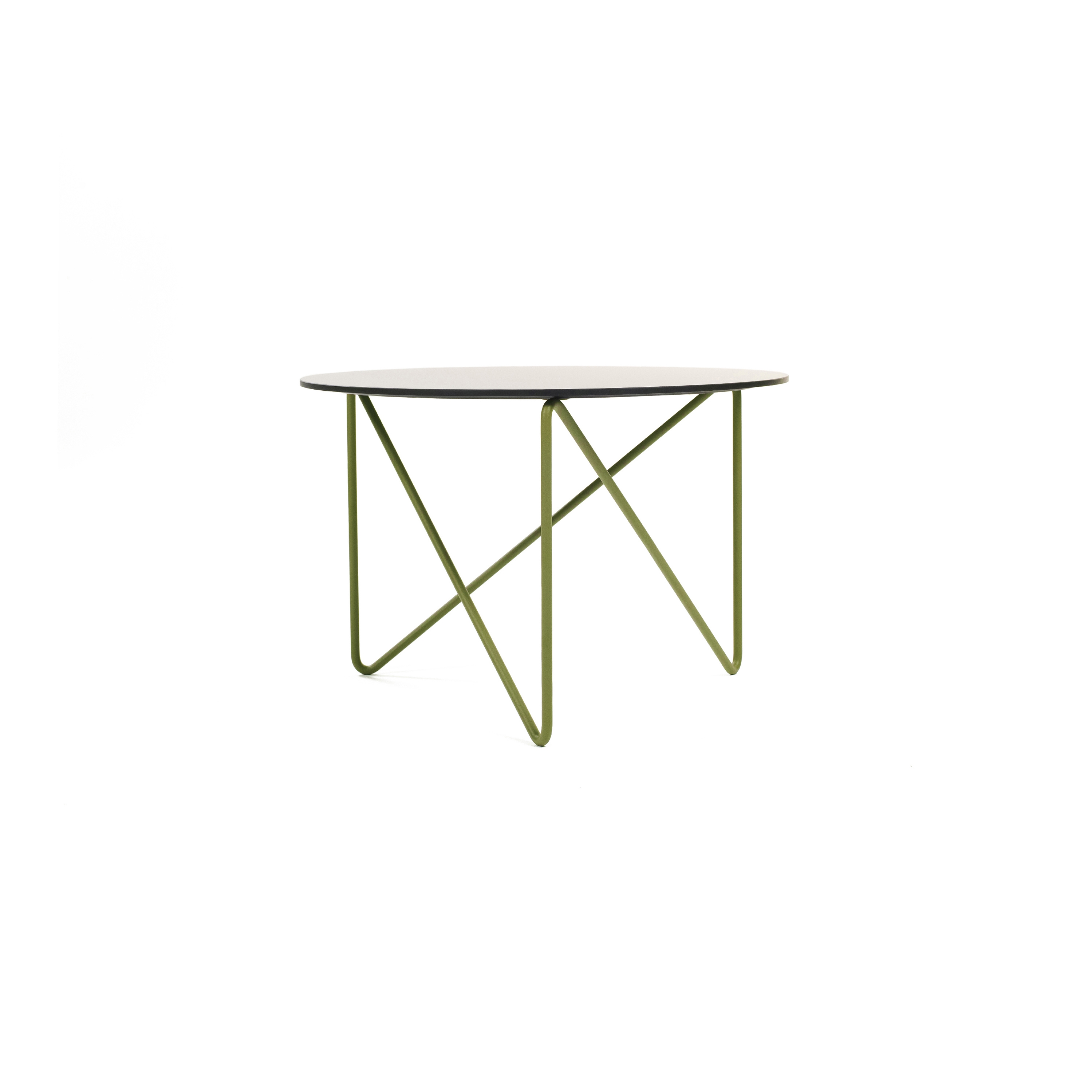 Mostrar el producto Polygon low table outdoor del fabricante Prostoria