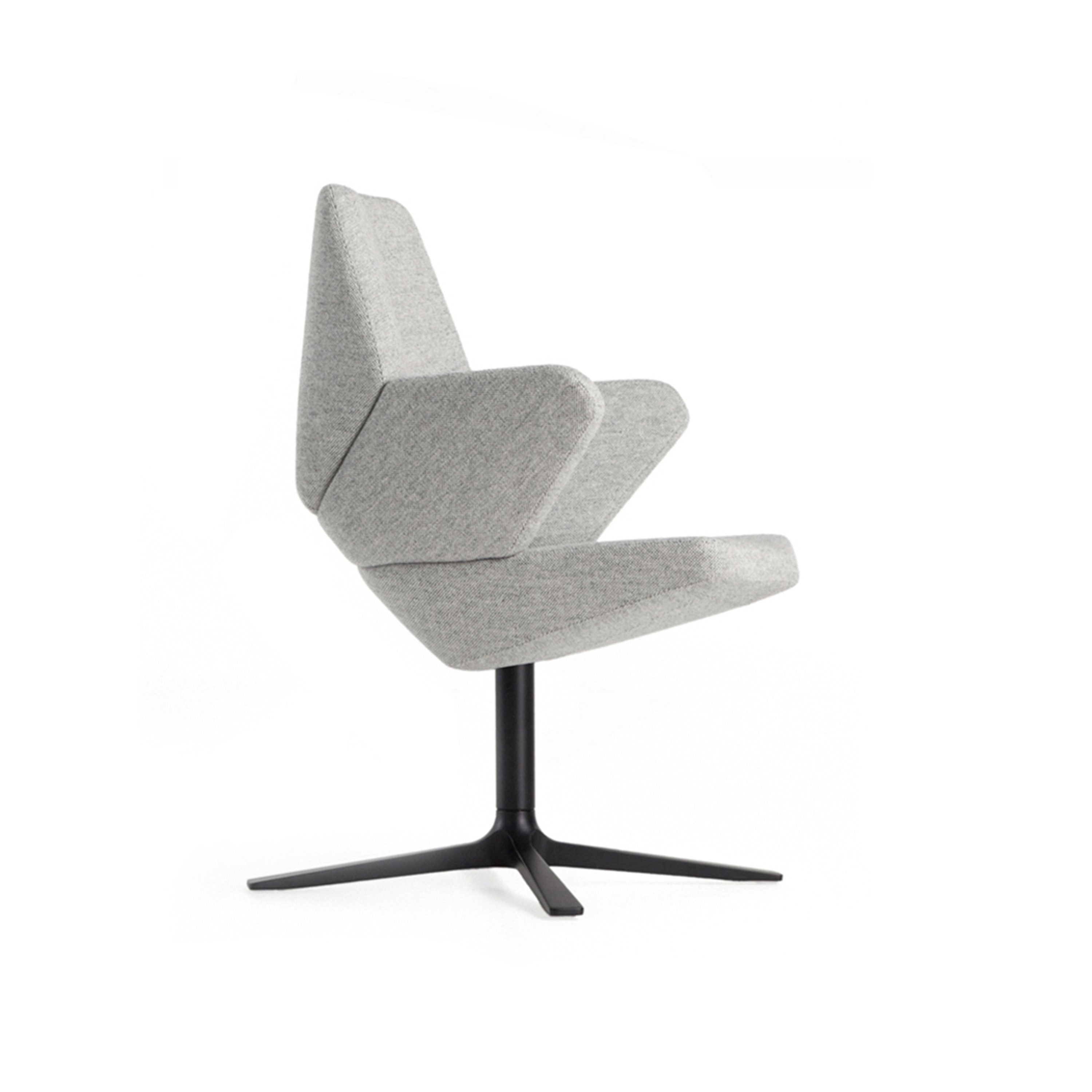 Trifidae chair