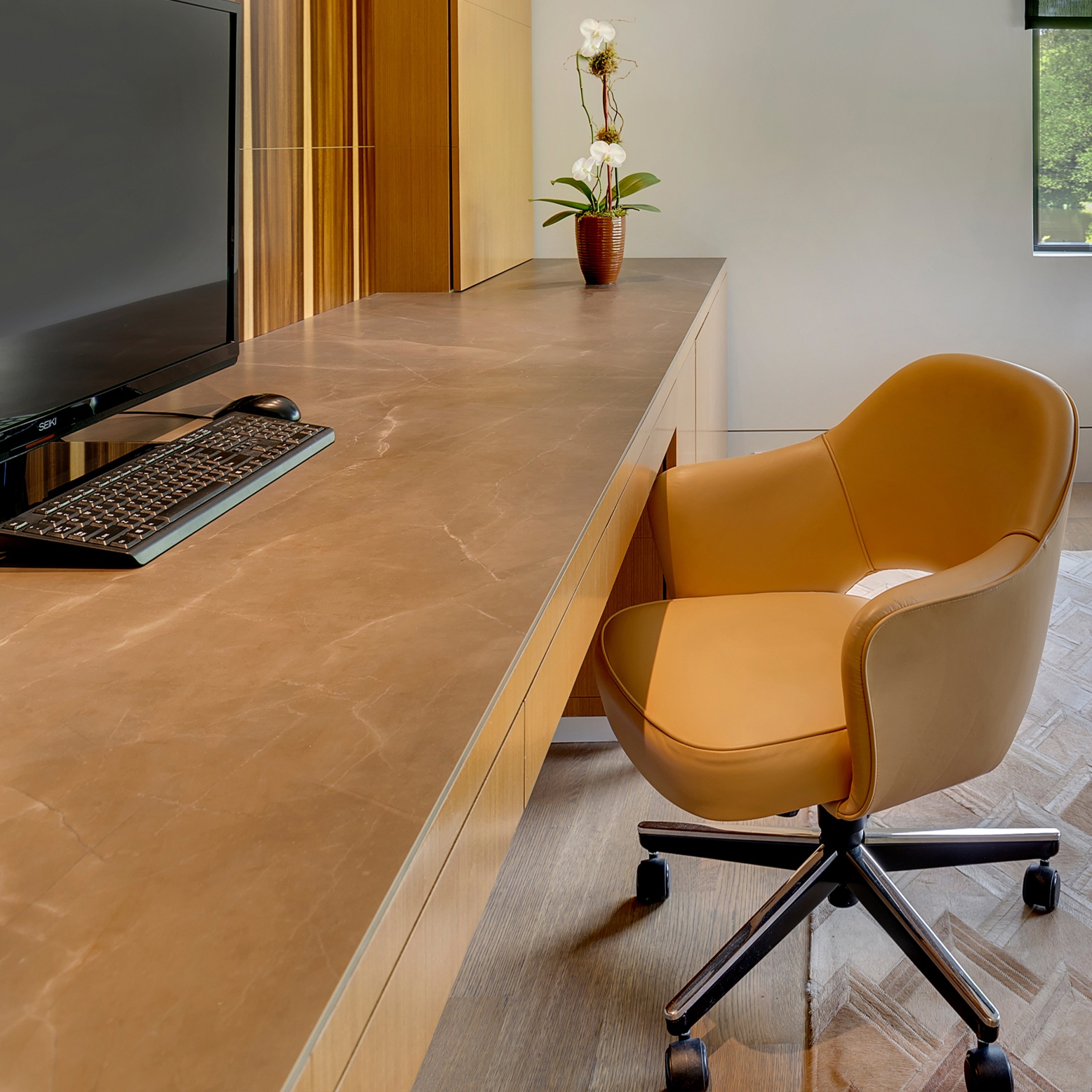 Display product Furniture | Classtone Pulpis from manufacturer Neolith