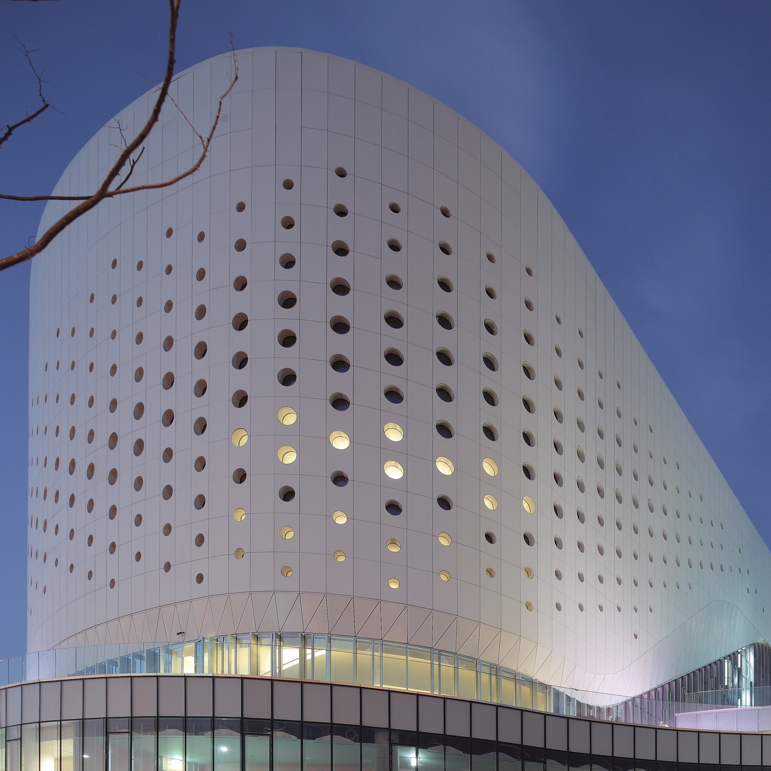 Display product Facade | Colorfeel Nieve from manufacturer Neolith