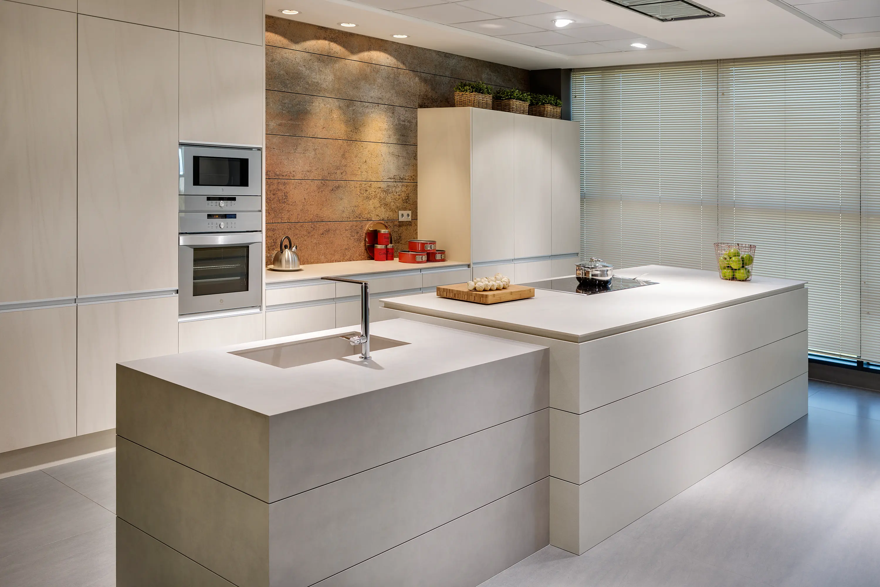 Neolith - Kitchen | Fusion Pietra di Luna, Arena, Basalt Grey & Iron Blue