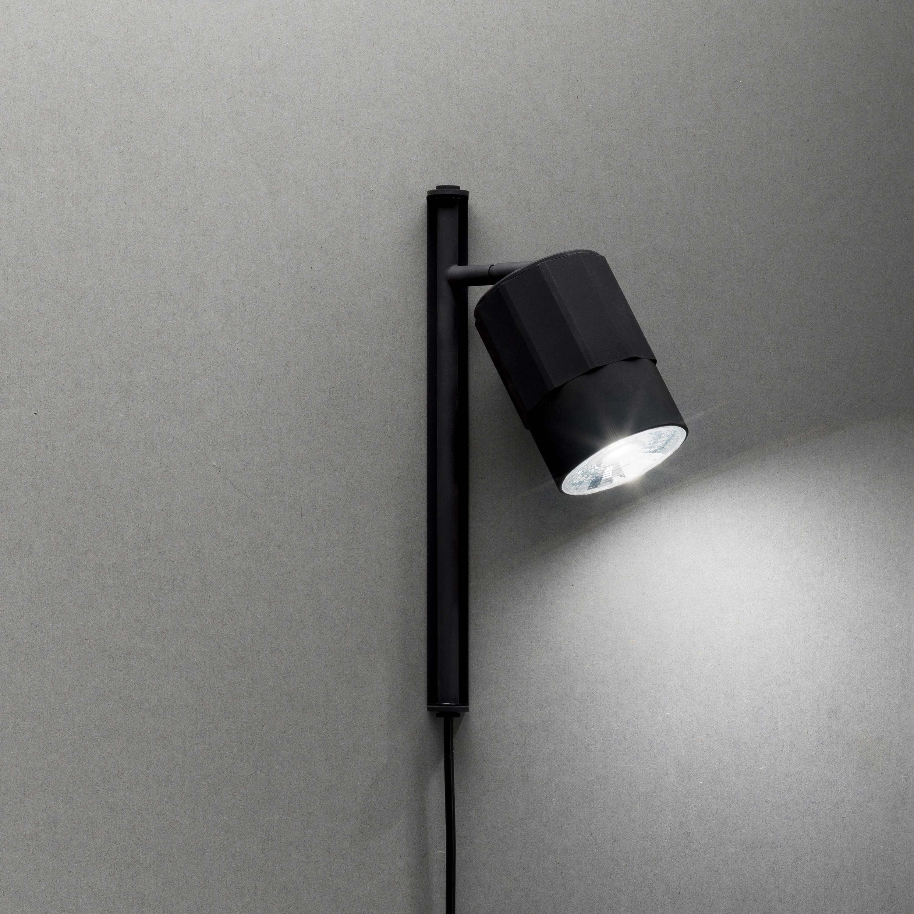 WALL