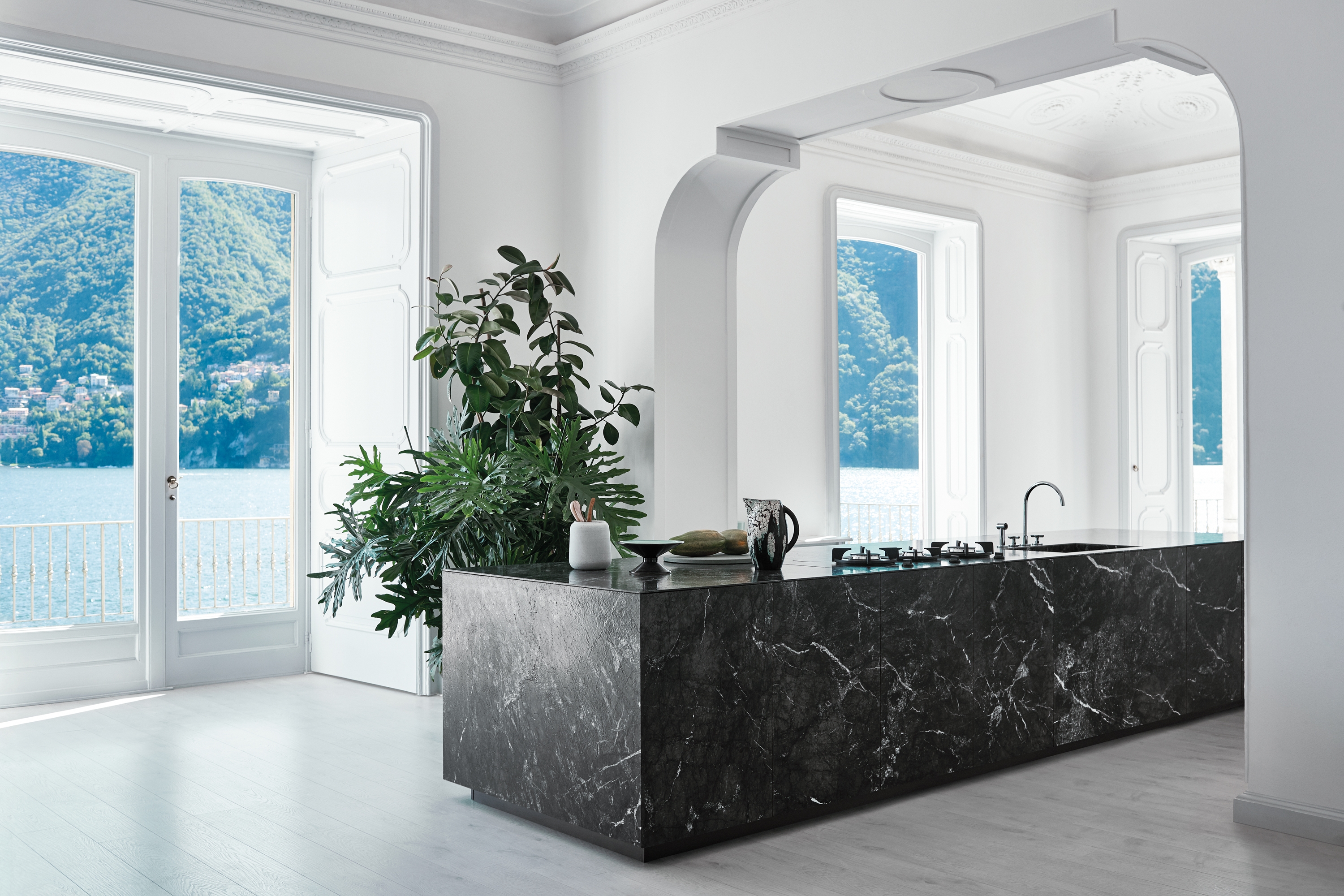 Display product N_Elle | Unexpected Contrasts from manufacturer Cesar
