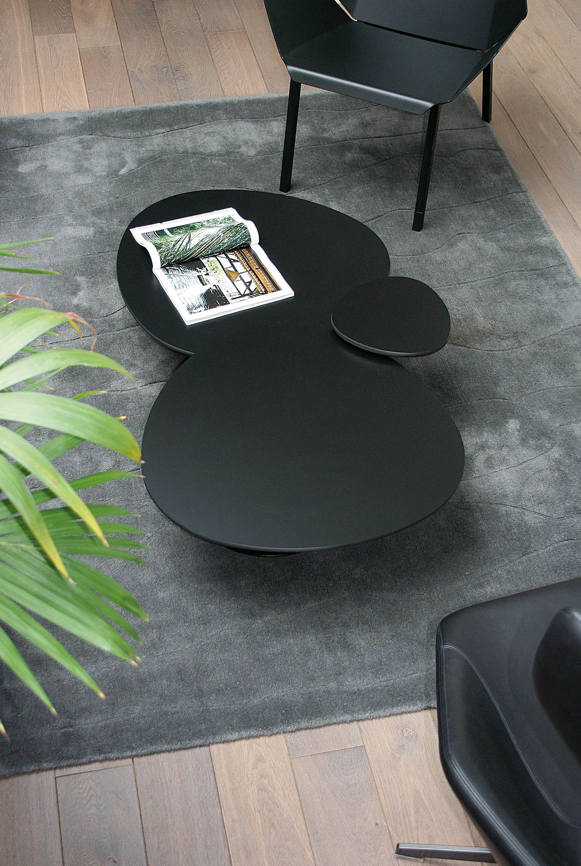 Miiing - Pop table