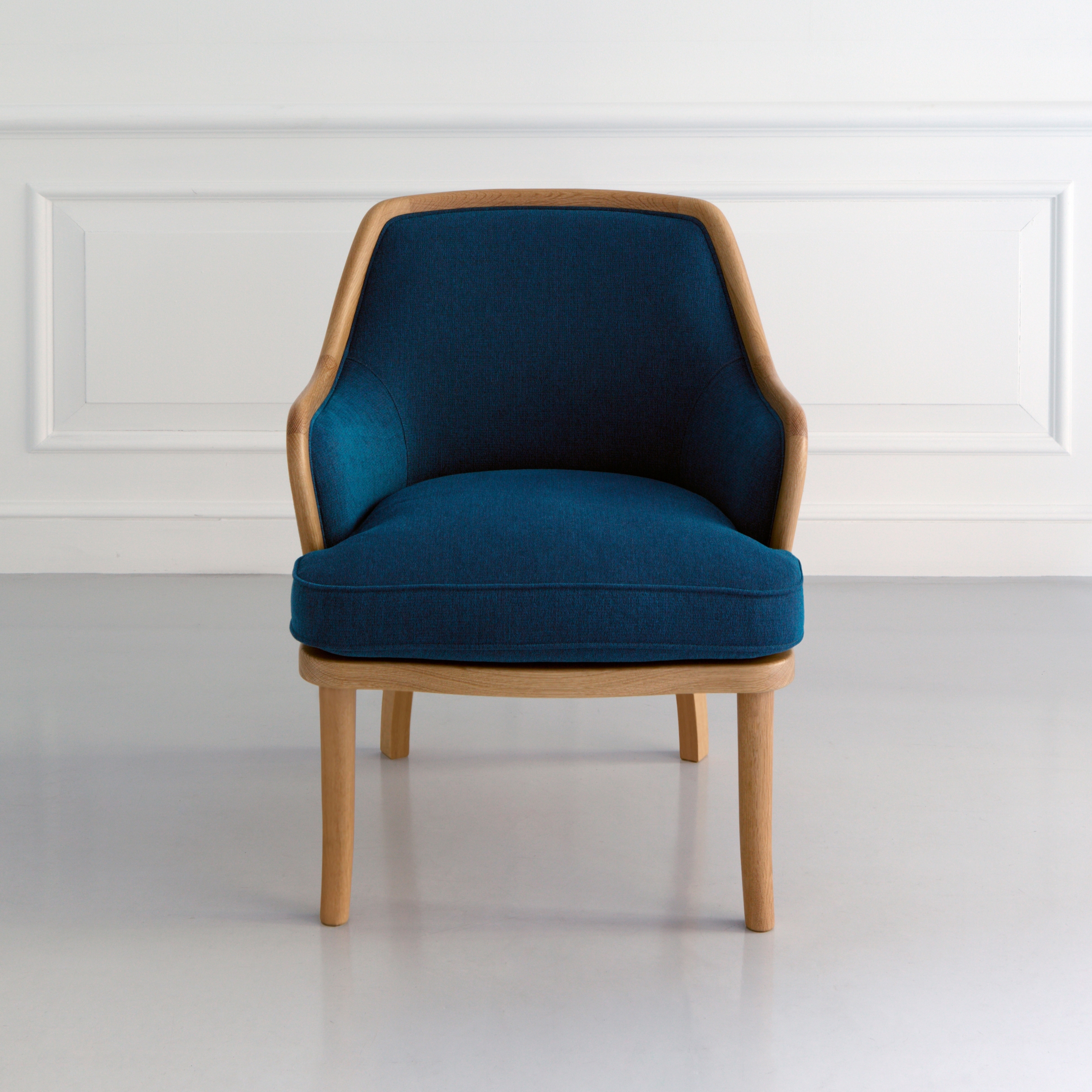 Display product Club Arm chair from manufacturer MARUNI