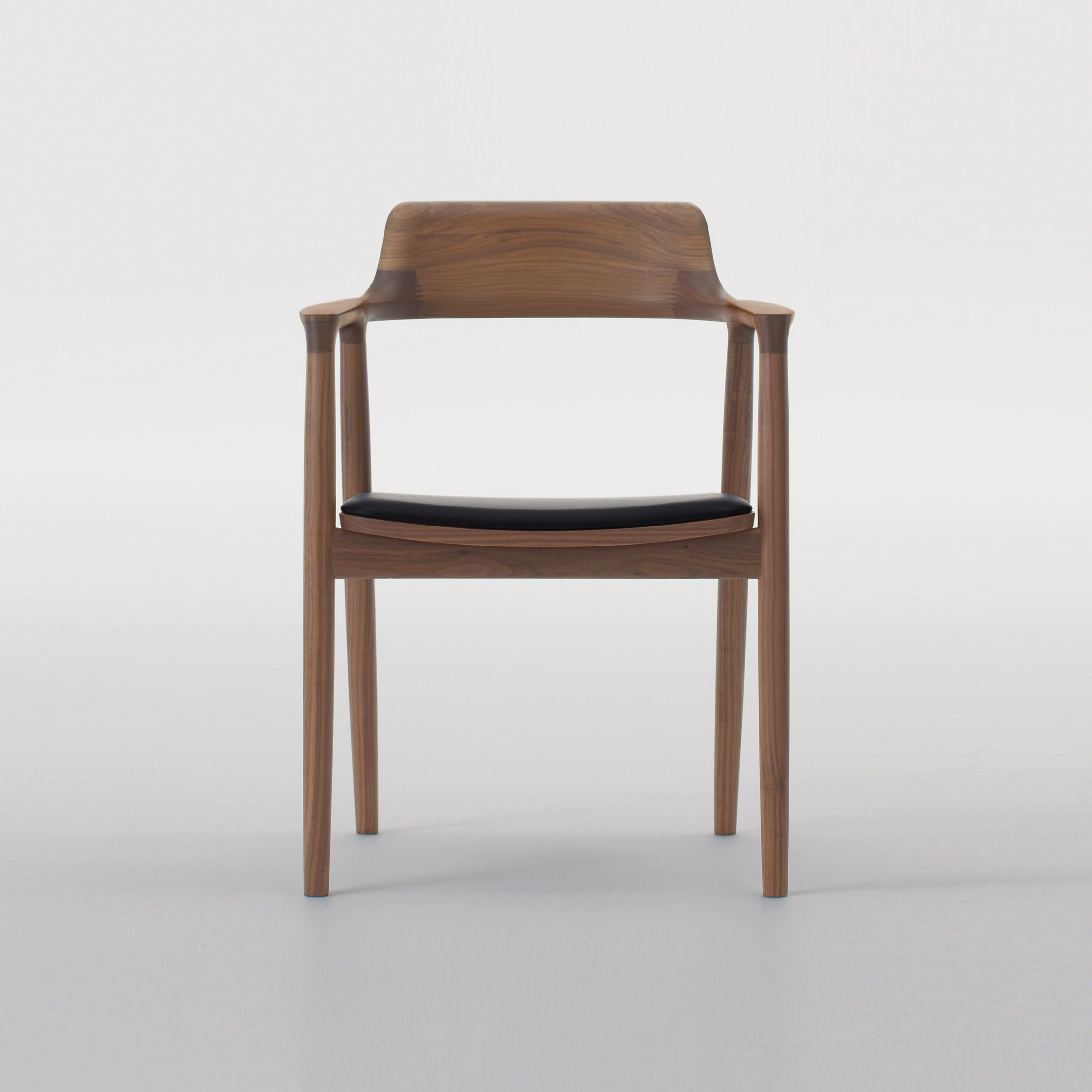 Produkt Hiroshima Arm chair High (Cushioned) des Herstellers MARUNI anzeigen