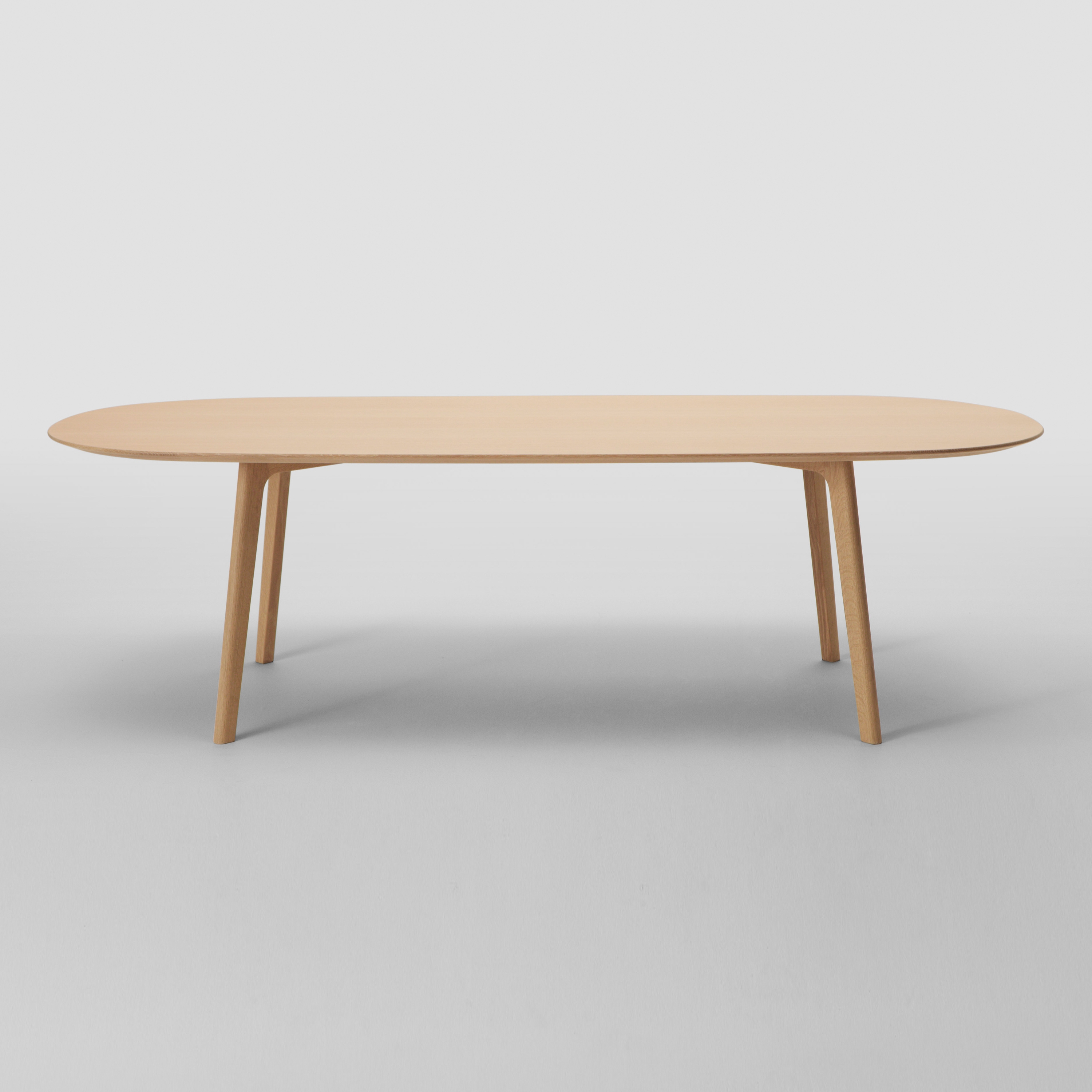 Afficher le produit Roundish Table 240 (Oval) du fabricant MARUNI