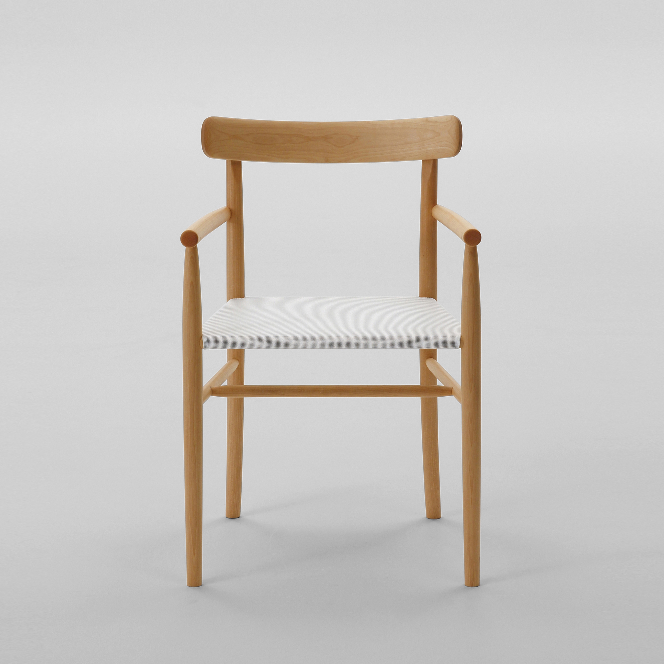Produkt Lightwood Arm chair (Mesh seat) des Herstellers MARUNI anzeigen
