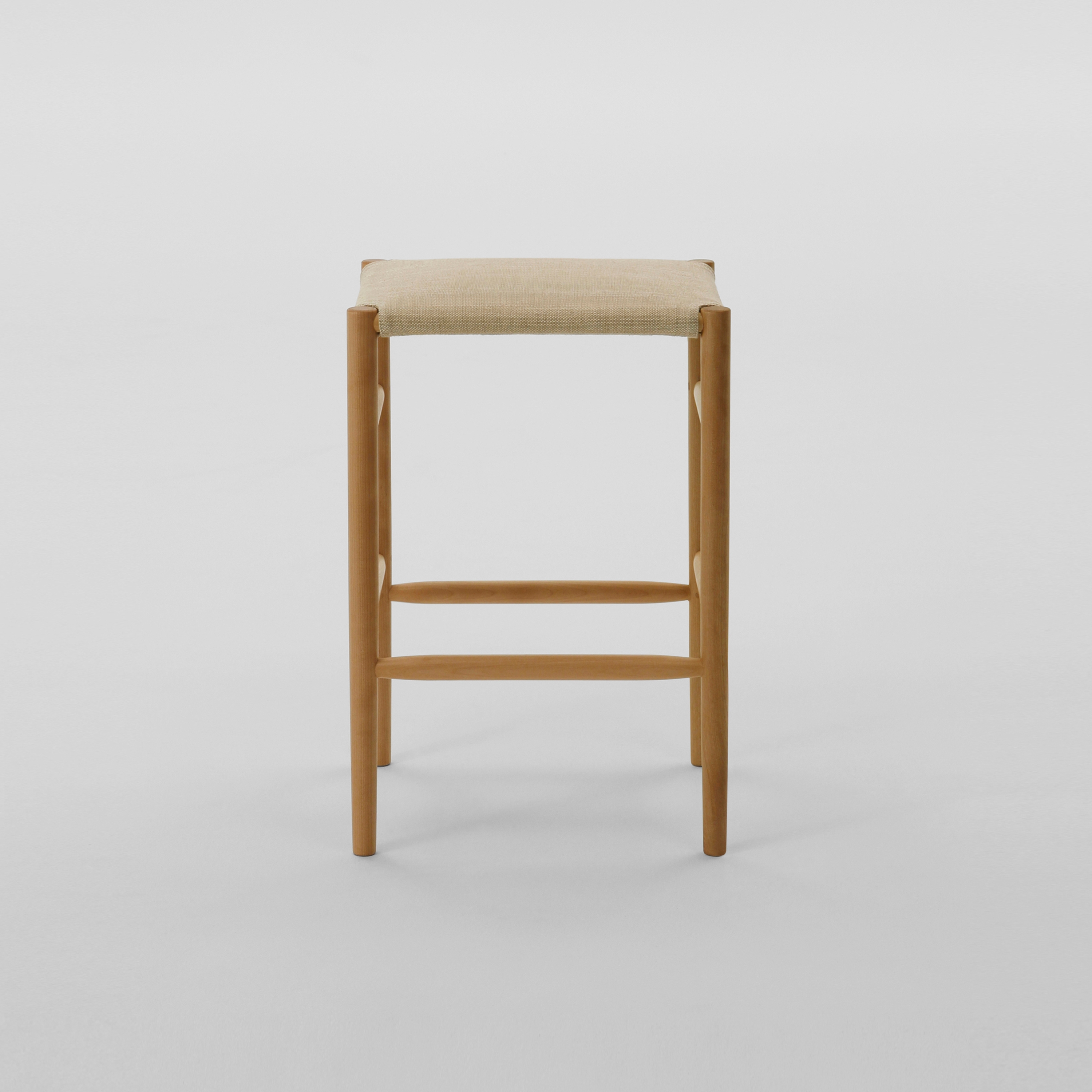 Mostrar el producto Lightwood Stool Mid (Cushioned) del fabricante MARUNI