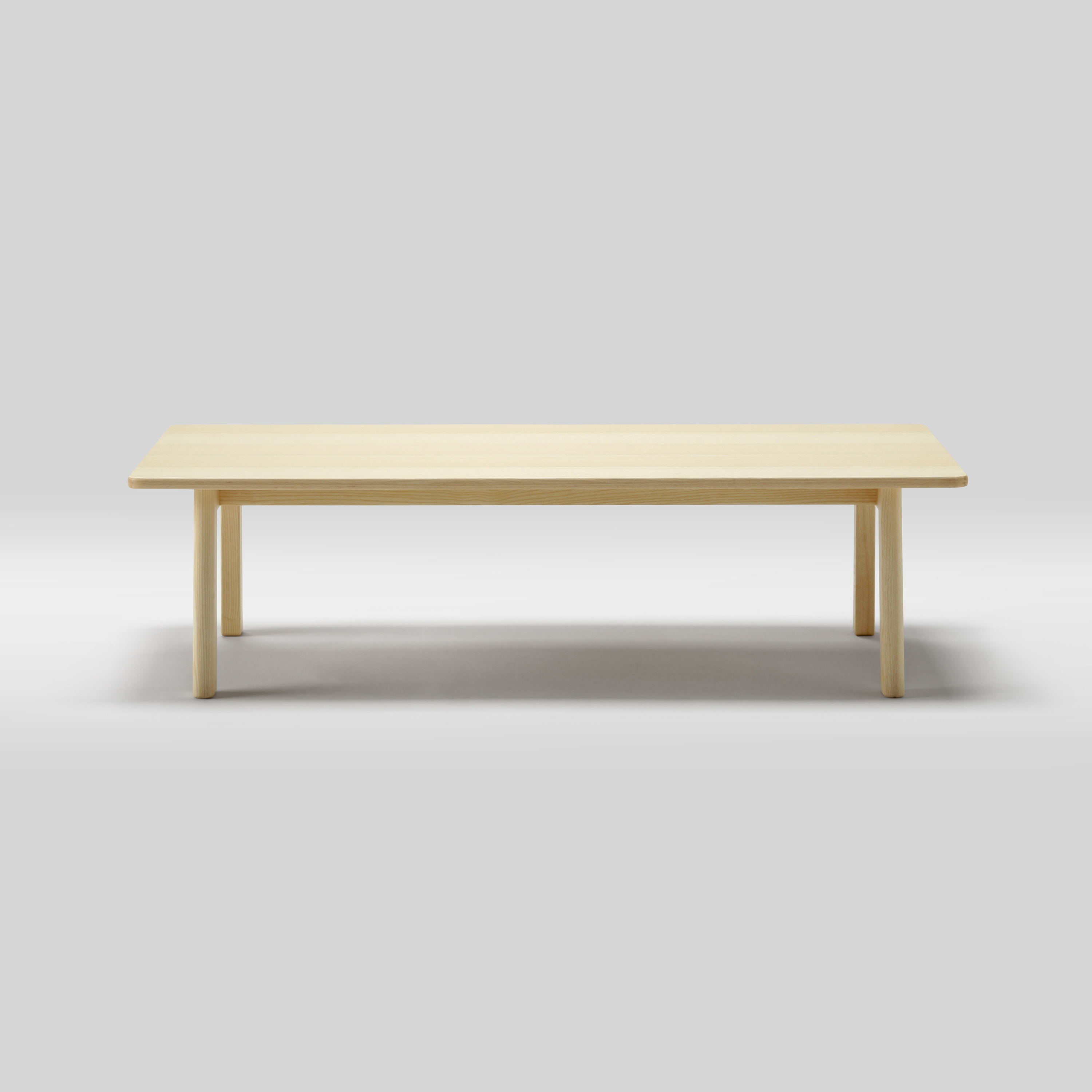 Display product Bruno Coffee table 135 from manufacturer MARUNI