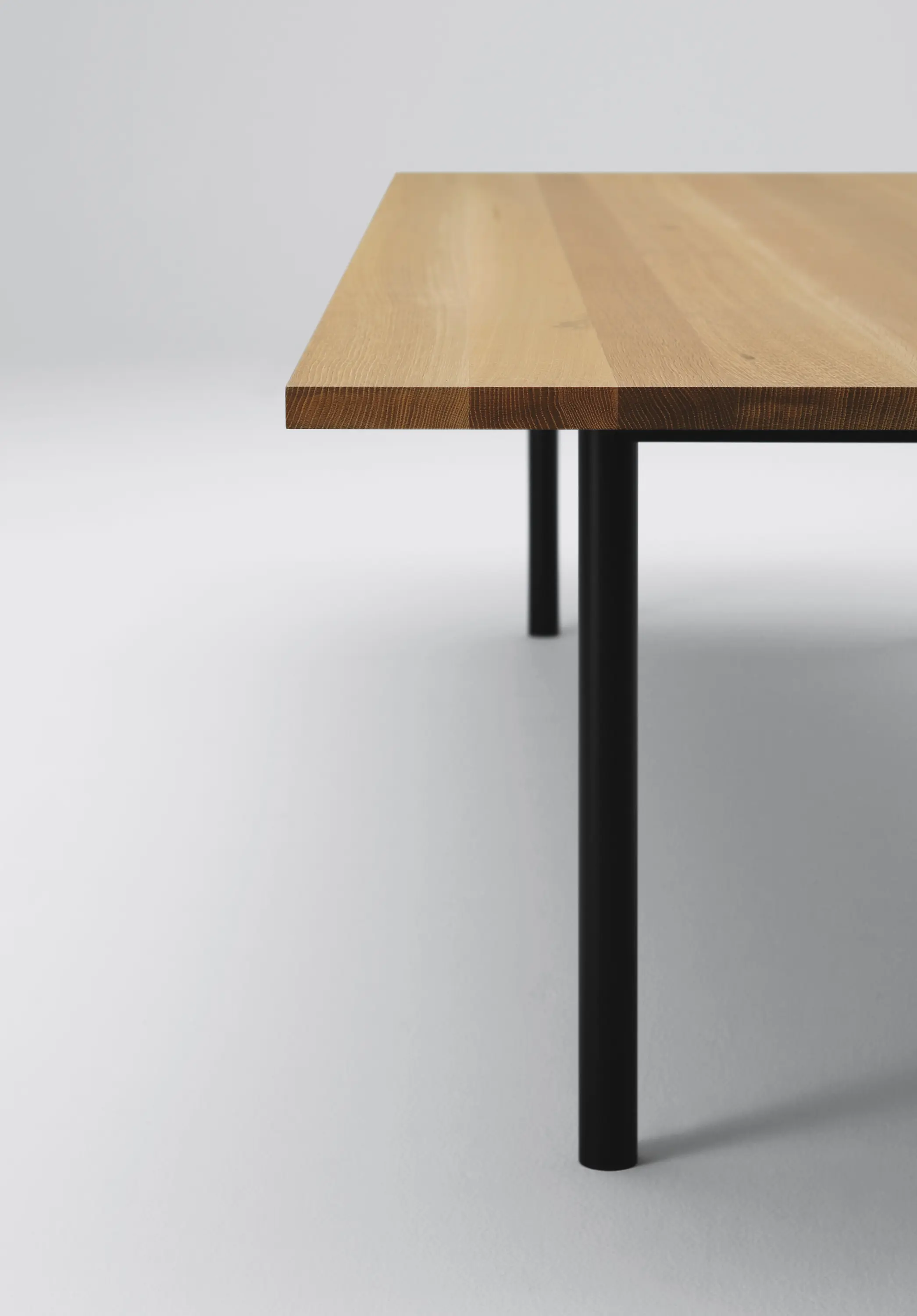 MARUNI - Malta Steel Leg Table