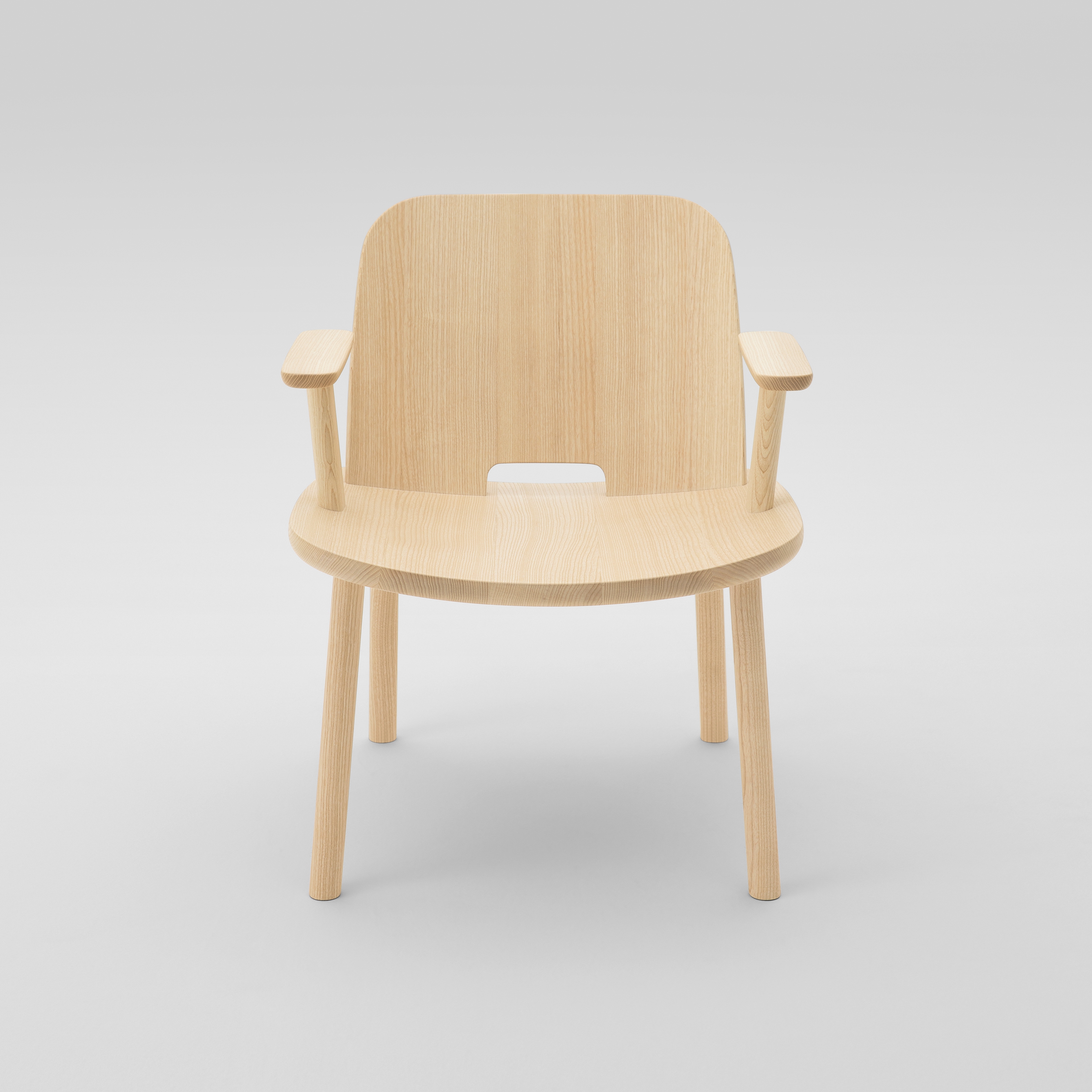 Produkt Fugu Lounge chair (with armrests) des Herstellers MARUNI anzeigen