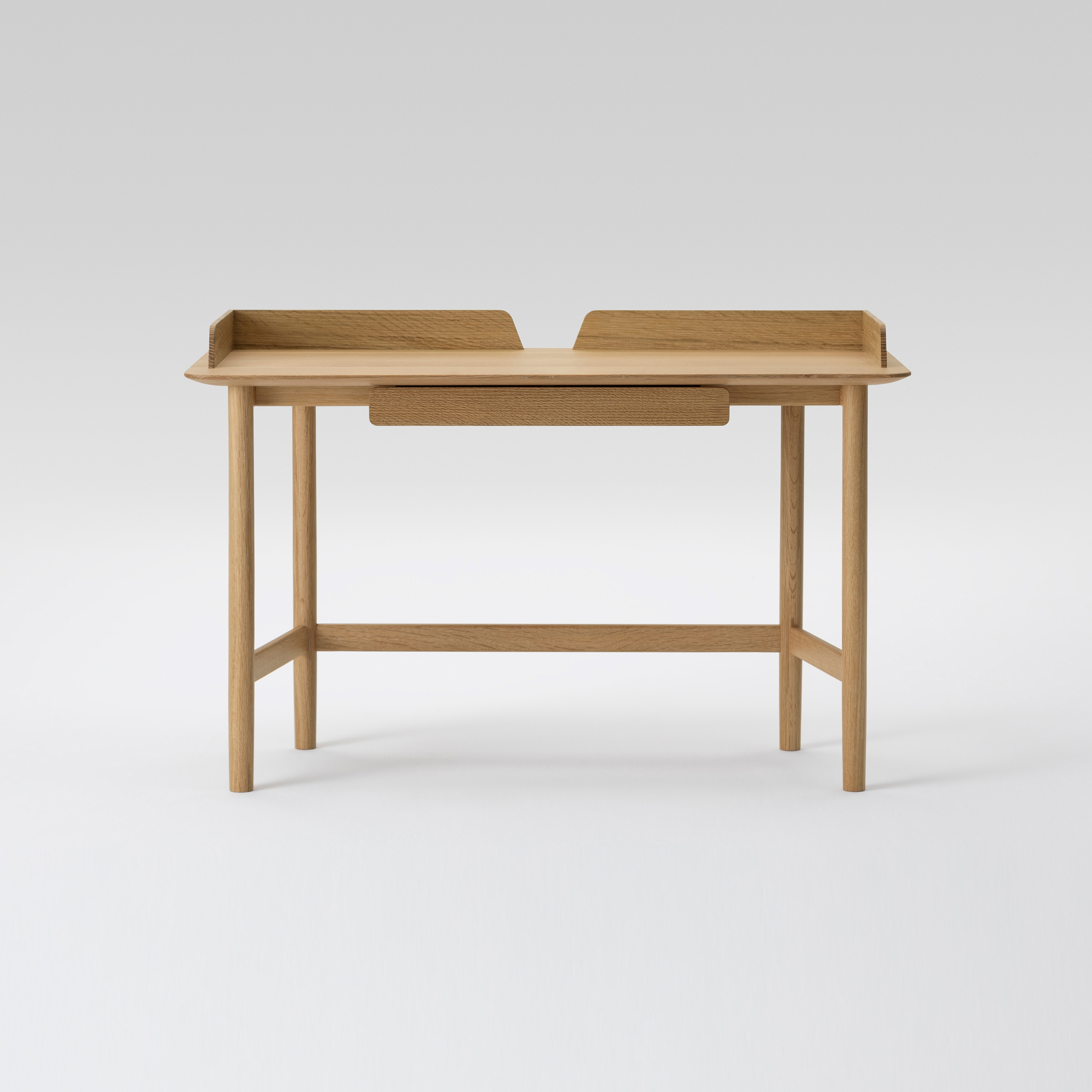 Mostra il prodotto Lightwood Desk 120
  (with panel and drawer) del produttore MARUNI