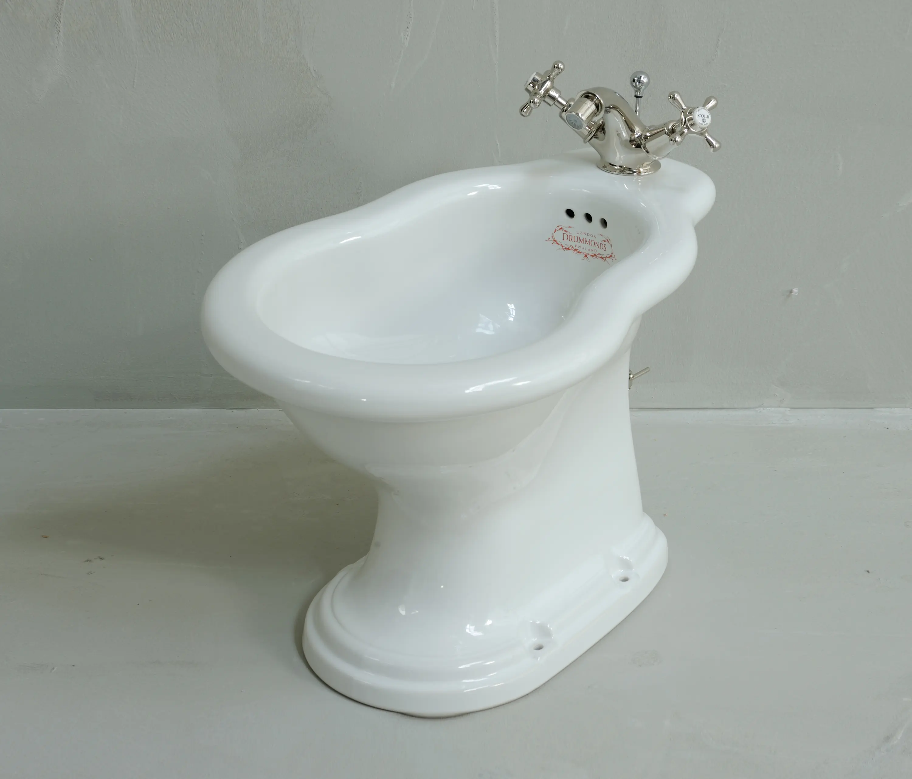 Drummonds - The Islay Bidet