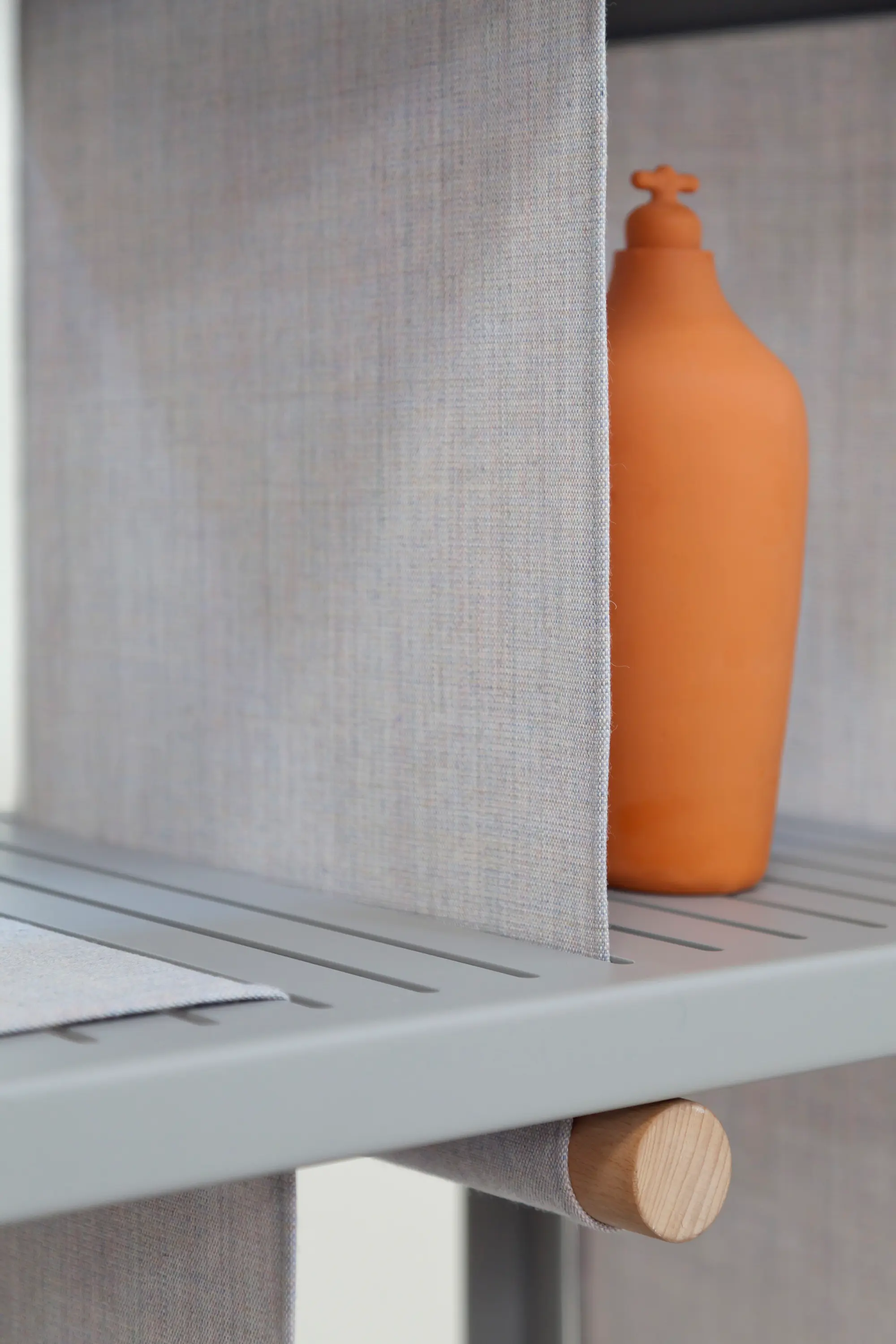 Vij5 - Dressed Cabinet - Divide 5