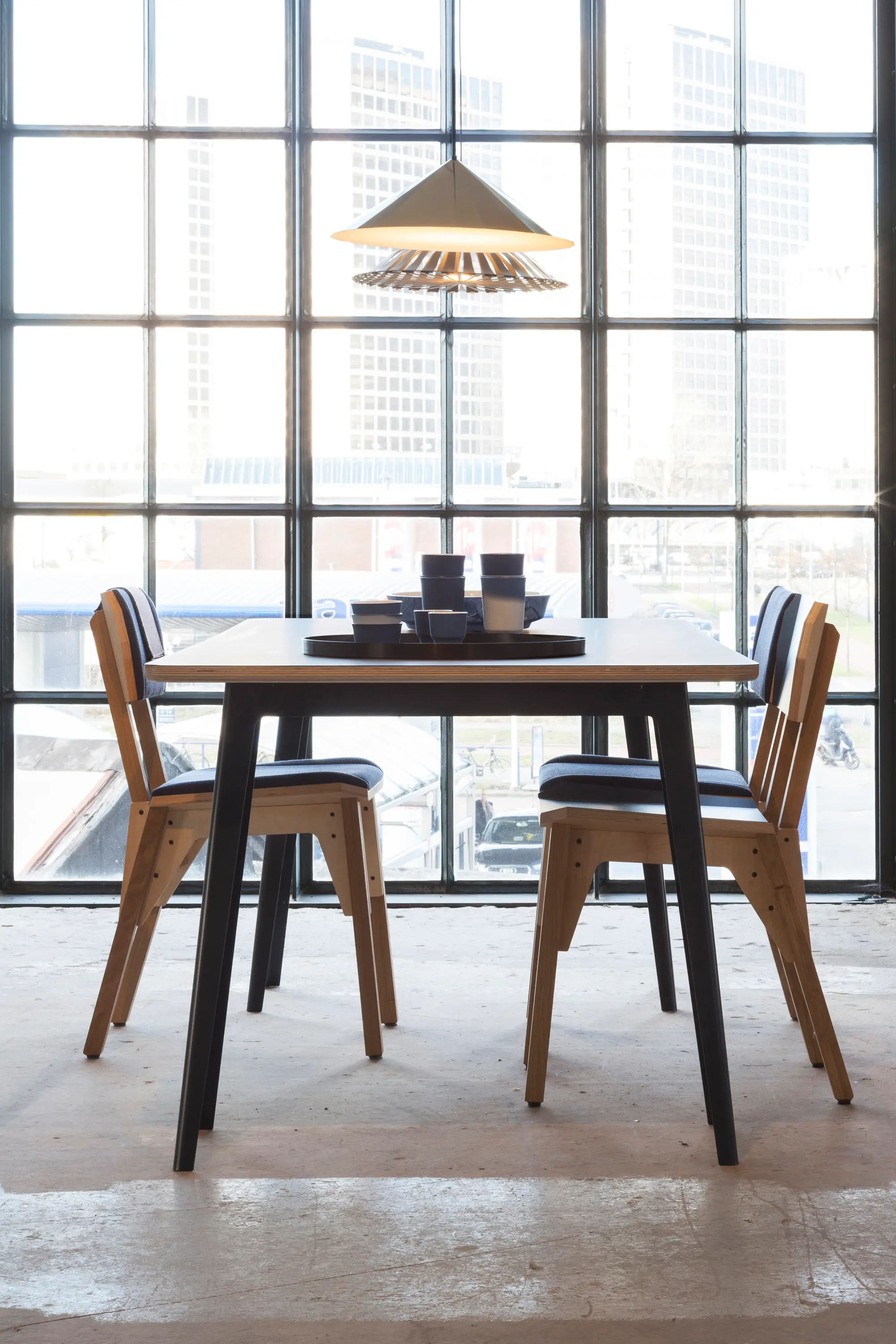 Vij5 - Trestle Table