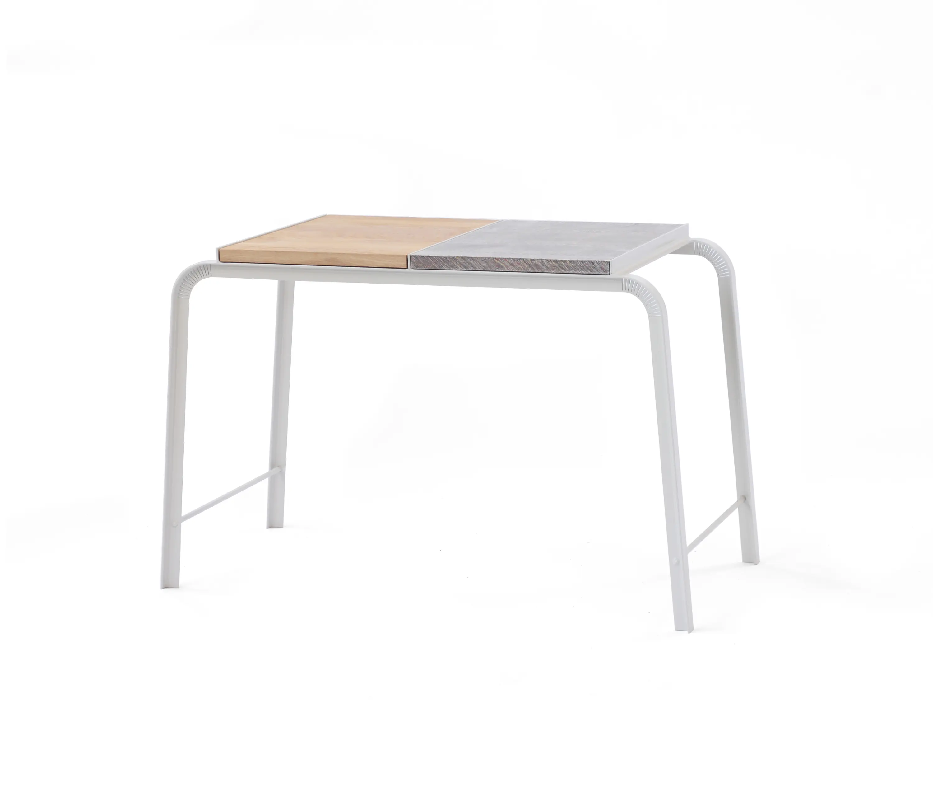 Vij5 - Tabloid Table Oak | side table