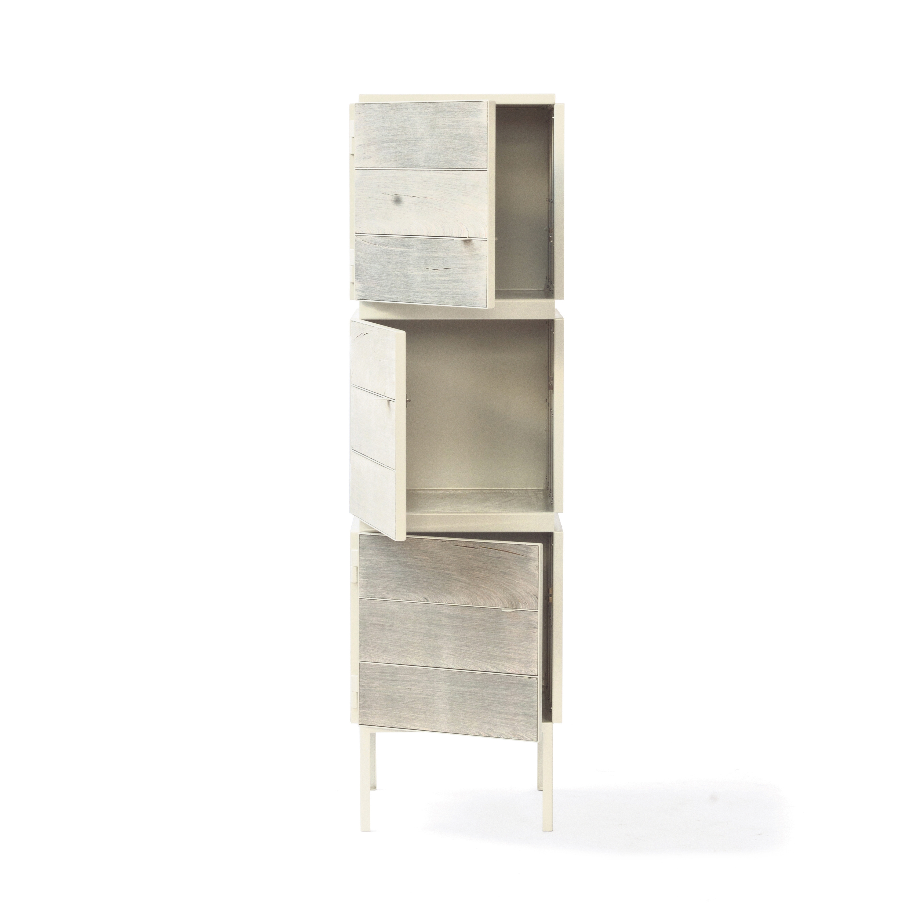 Mostra il prodotto Framed 3 doors vertical del produttore Vij5