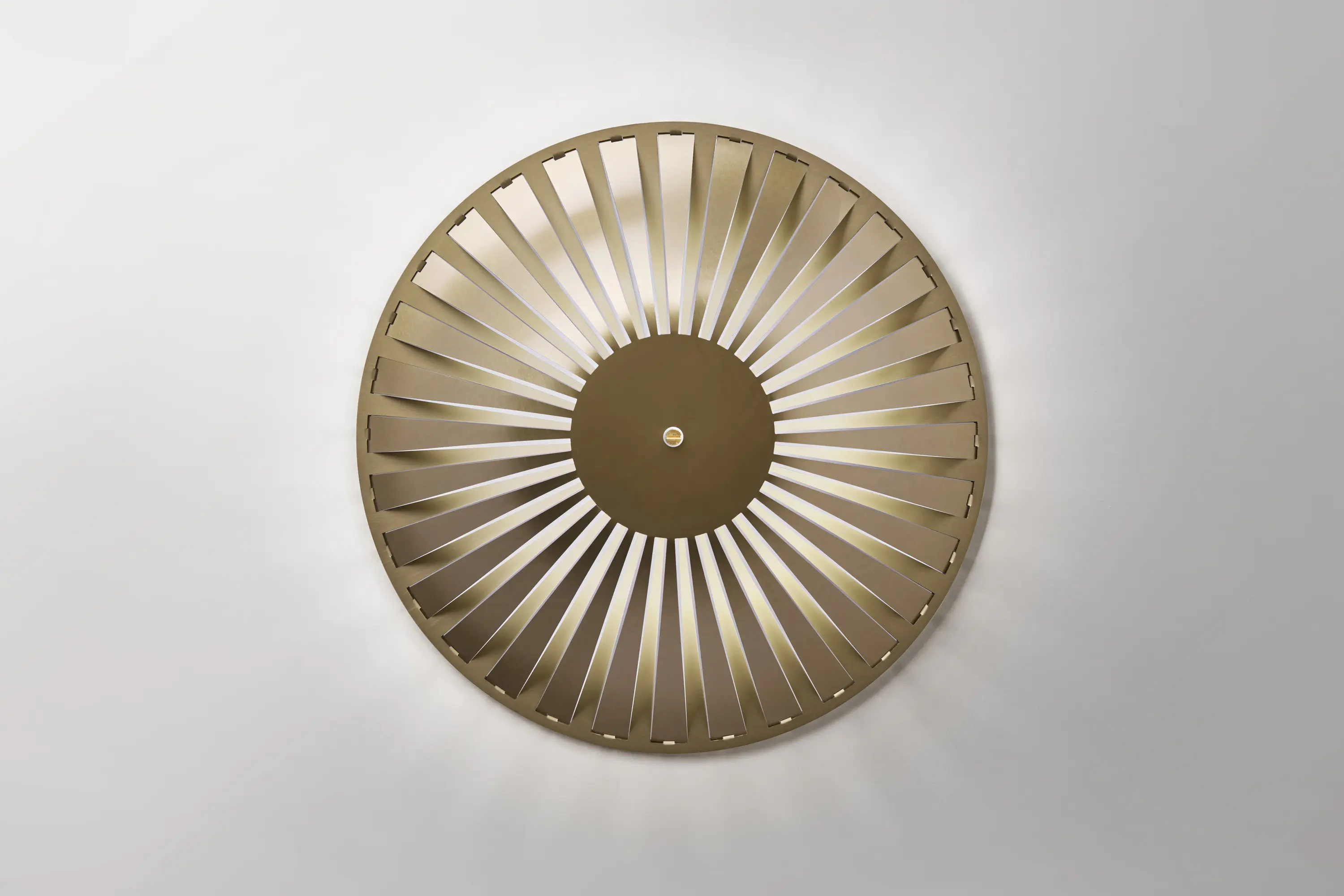 Vij5 - Glint Light | wall