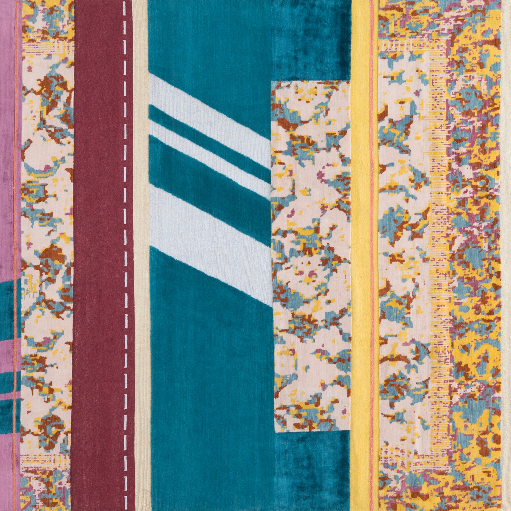 Display product Tappeti Contemporanei B3 from manufacturer GOLRAN 1898