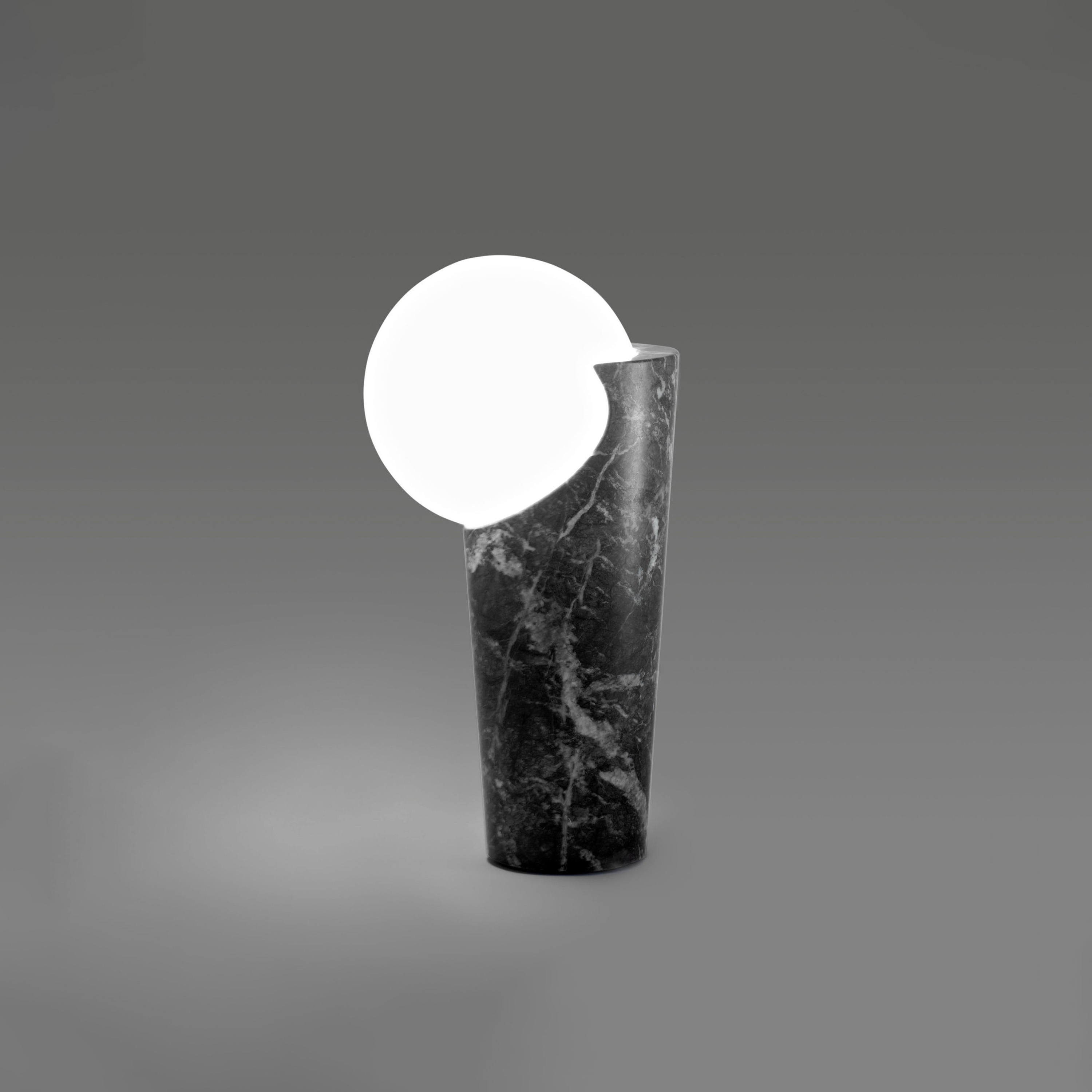 Mostra il prodotto Osmosi Light | model #3 | Grey Carnico marble del produttore Babled