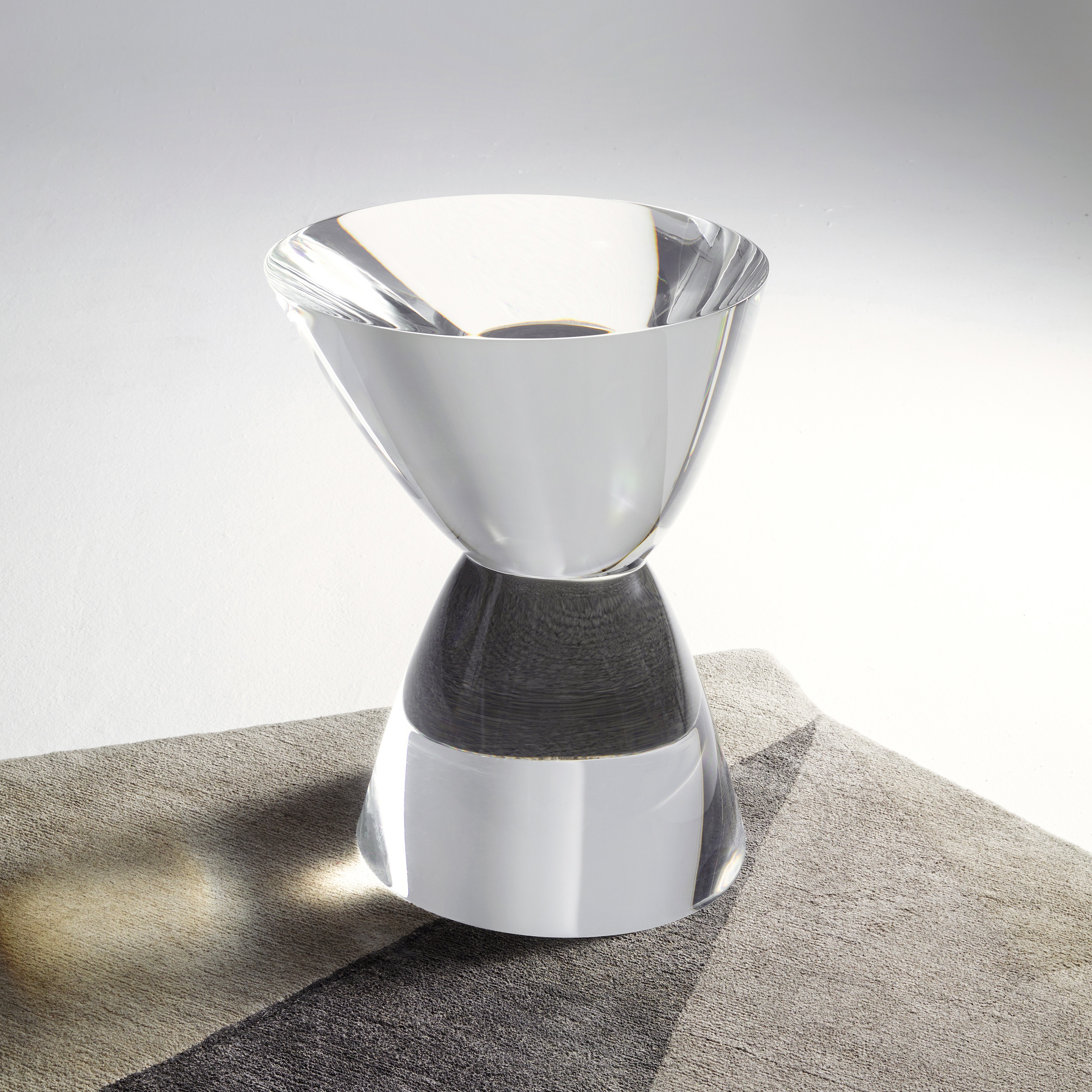 Mostra il prodotto Quark Side Table del produttore Babled
