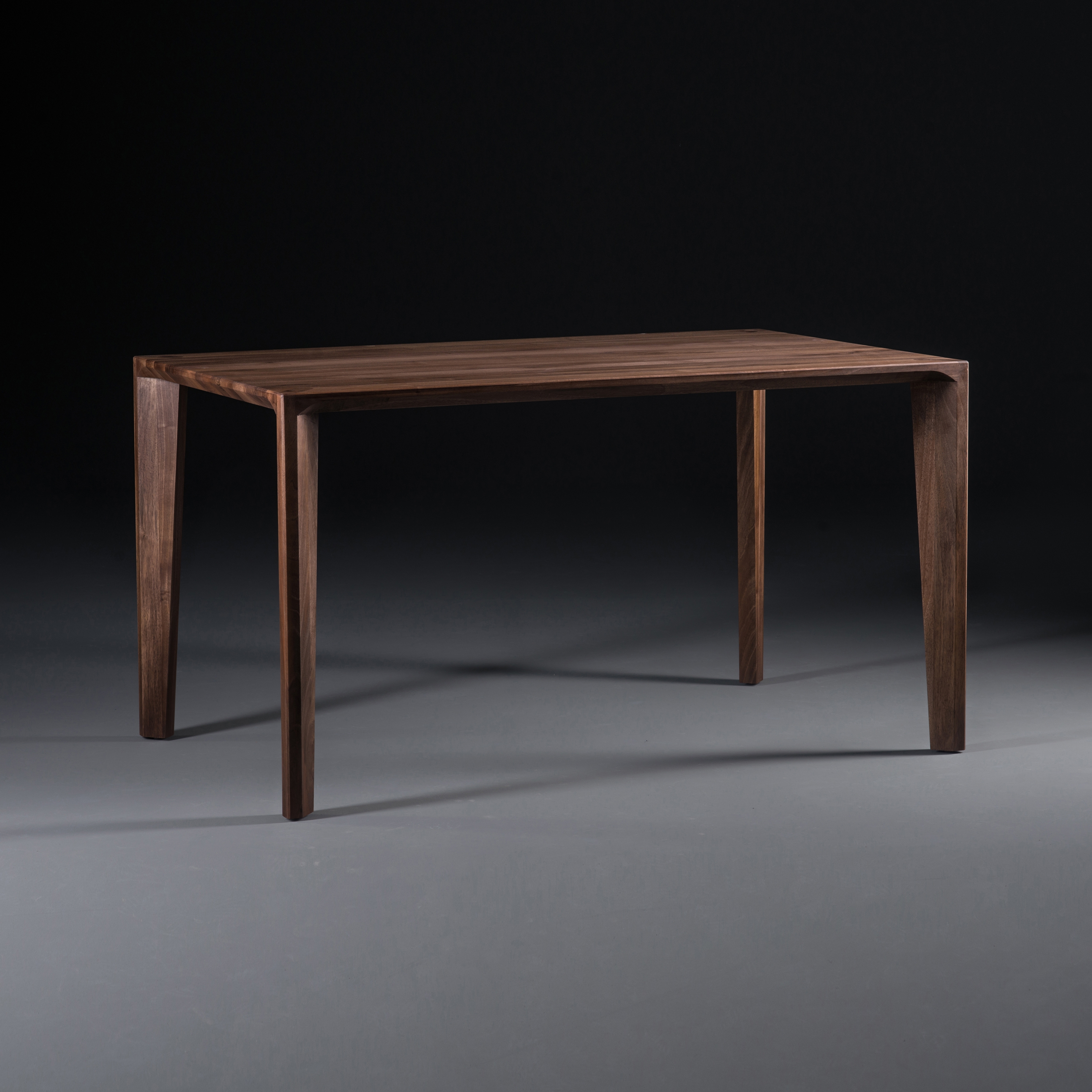 Display product Hanny Table from manufacturer Artisan
