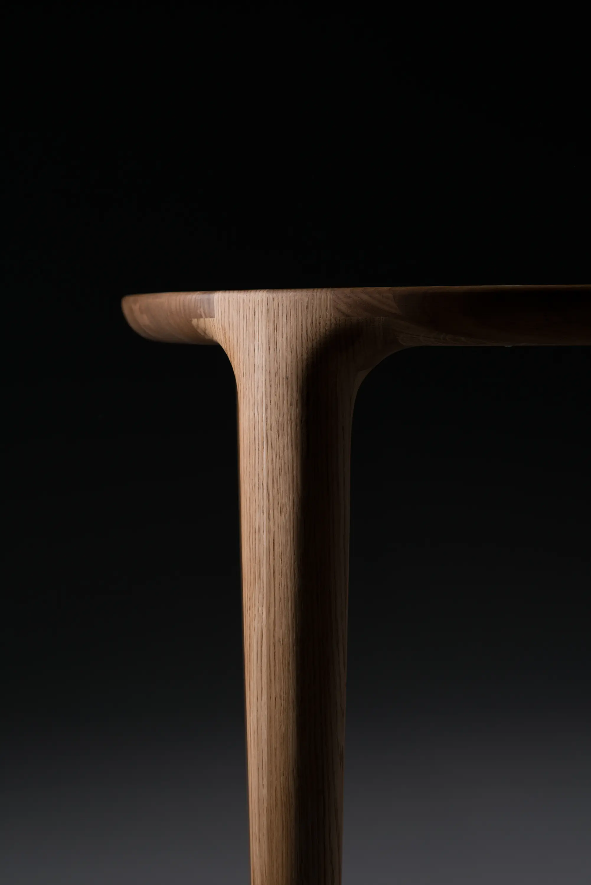Artisan - Wu Table
