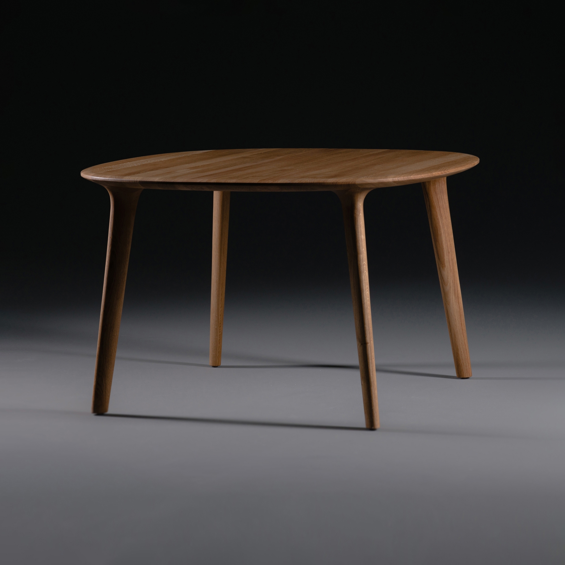 Display product Luc Round Table from manufacturer Artisan