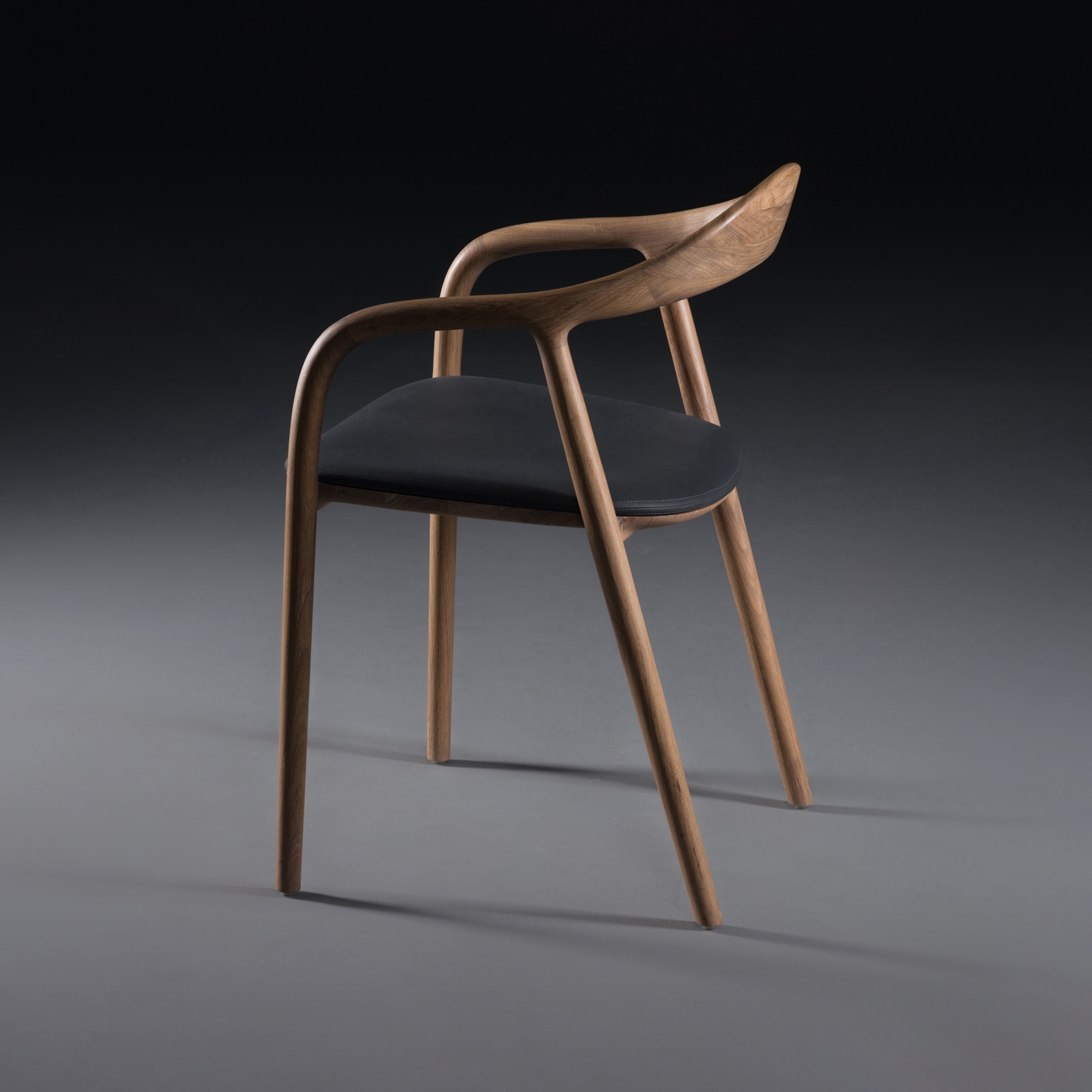 Neva Chair