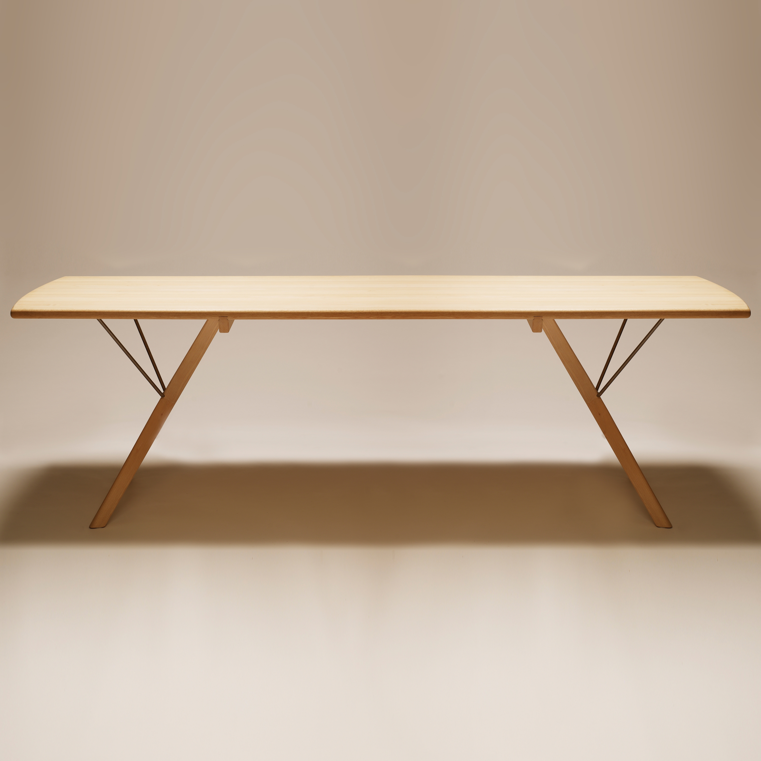 Display product B.2 from manufacturer PWH Furniture