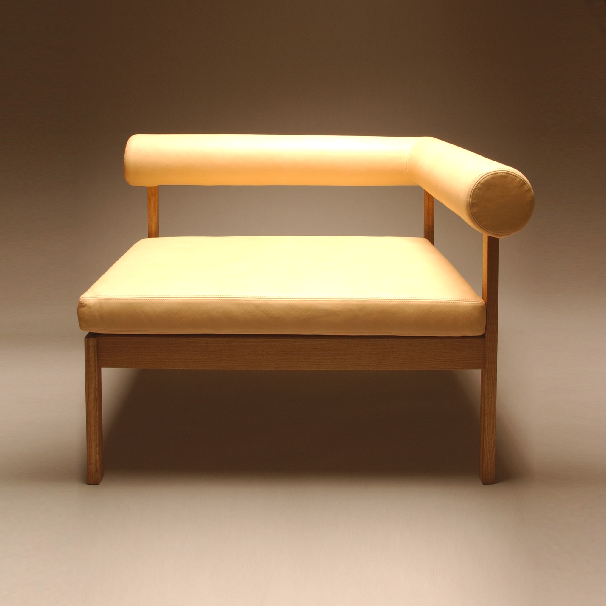 Mostrar el producto LC.2 del fabricante PWH Furniture