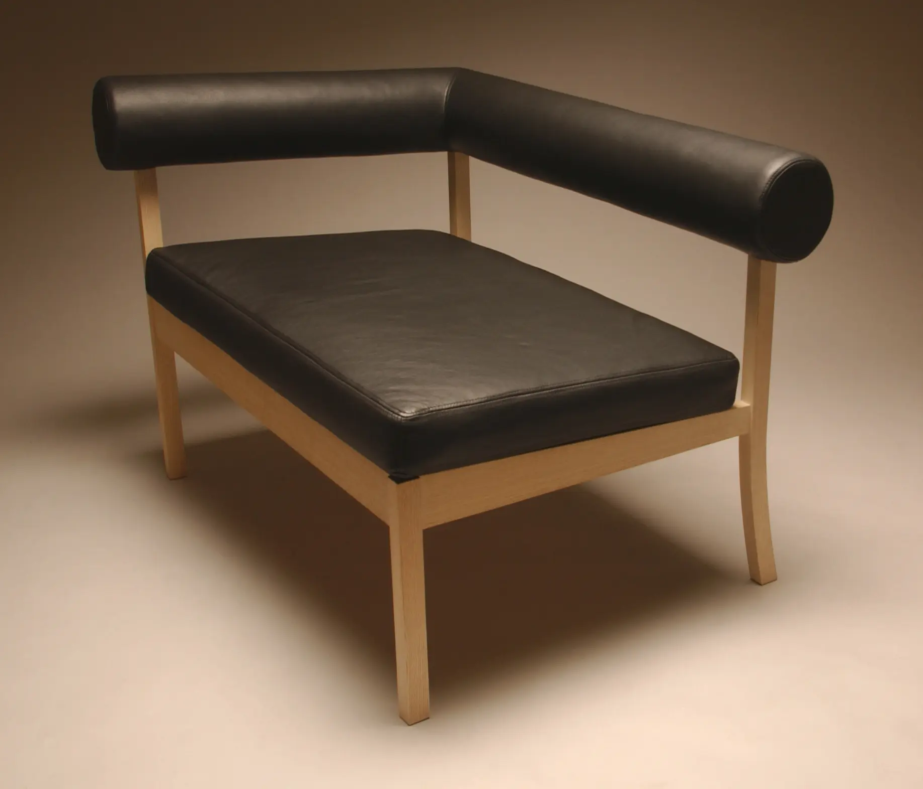 PWH Furniture - LC.2
