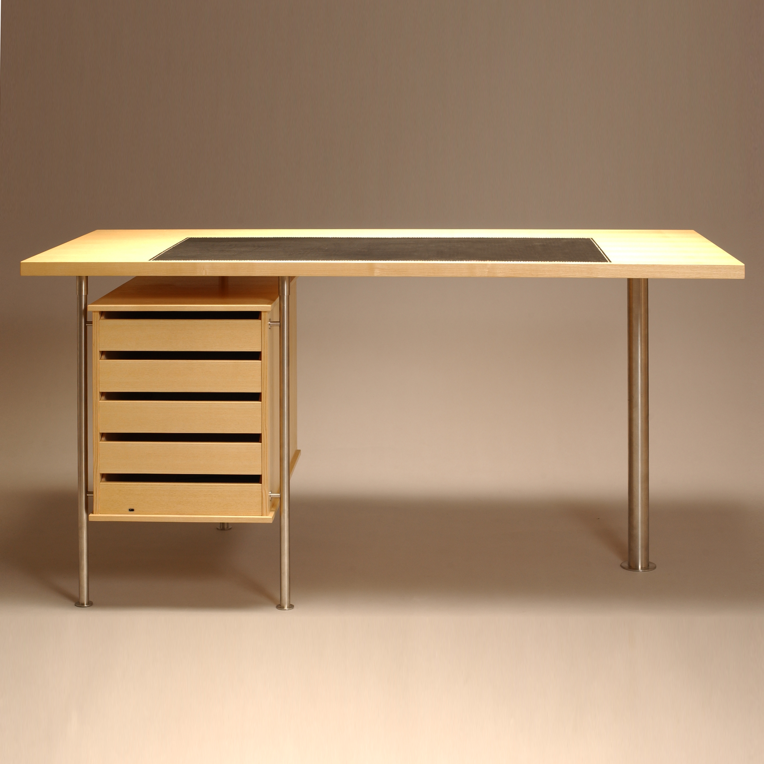 Mostrar el producto SKRB.2 del fabricante PWH Furniture