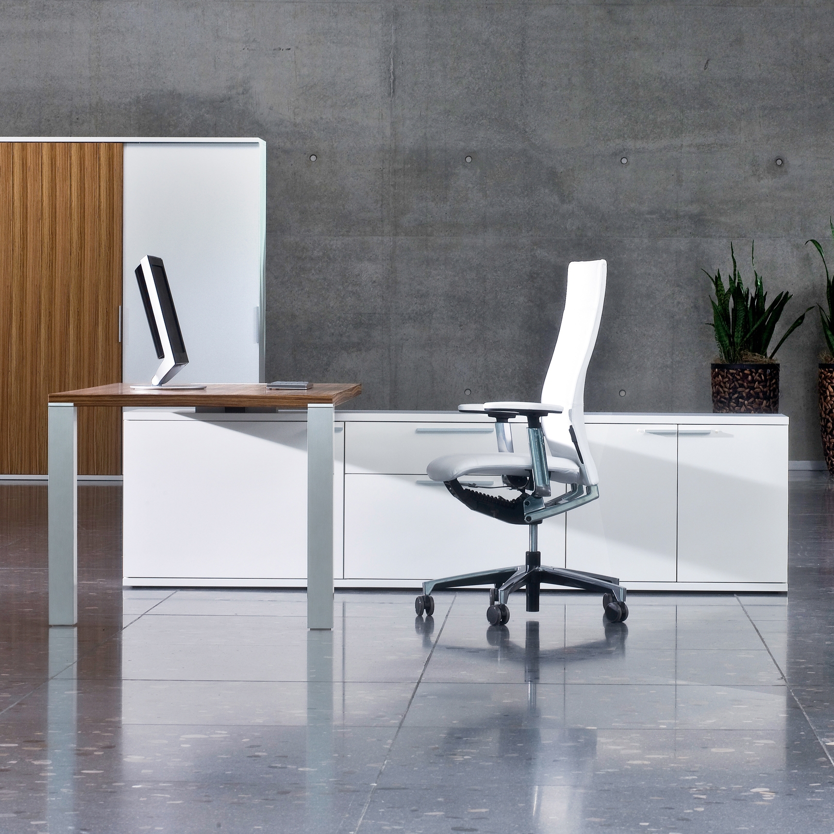 Afficher le produit iONE Work station du fabricant LEUWICO