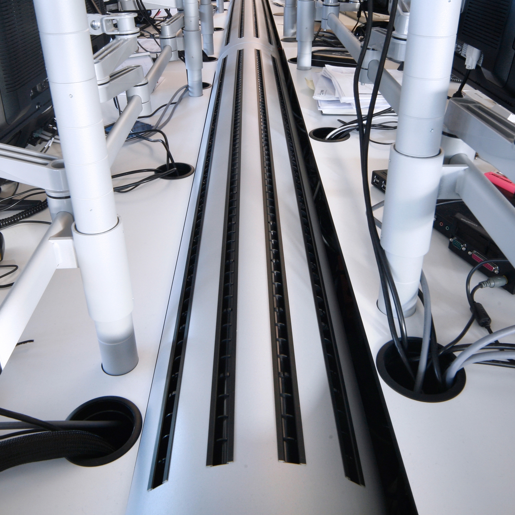 Display product XT cool move from manufacturer LEUWICO