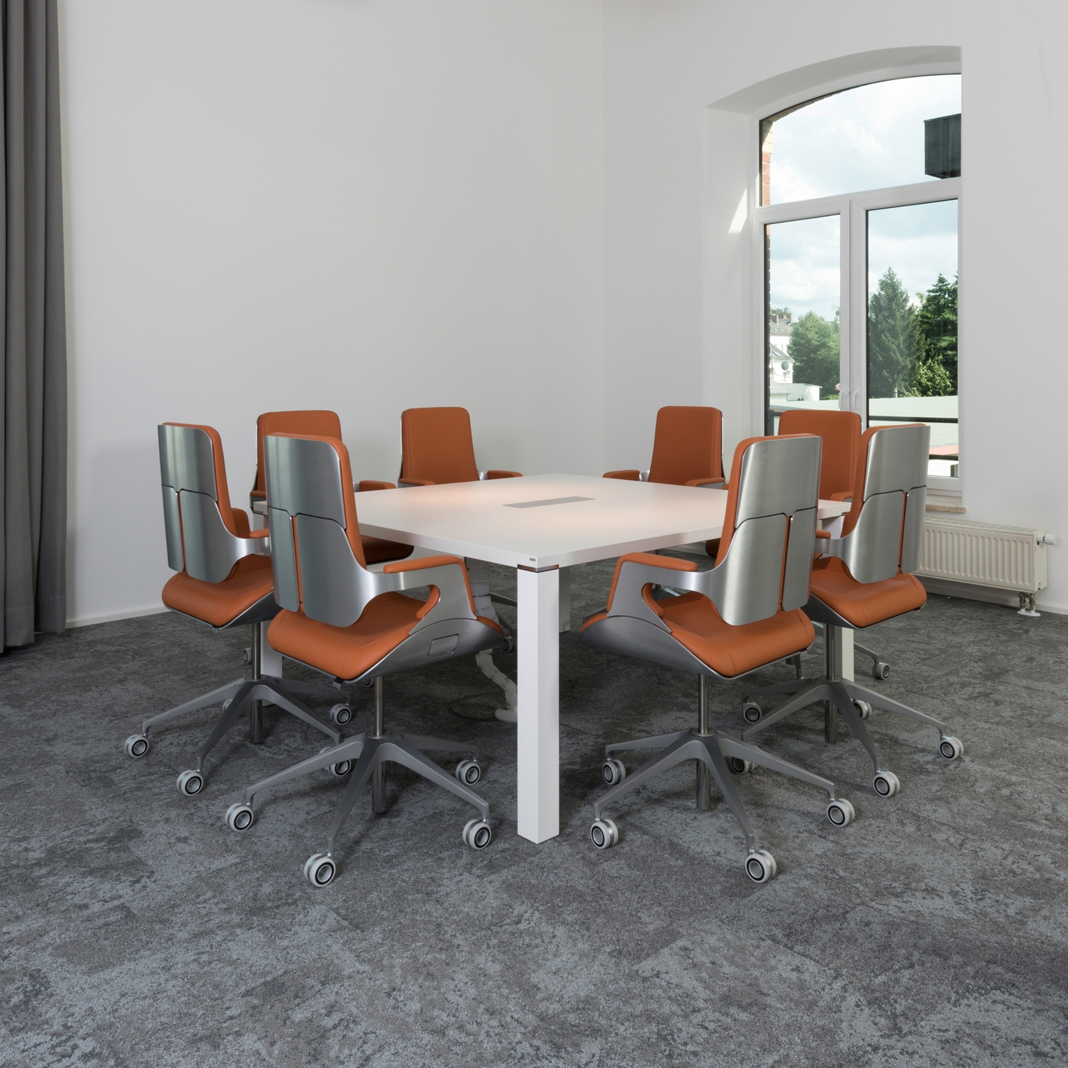 Mostrar el producto iONE Conference desk del fabricante LEUWICO
