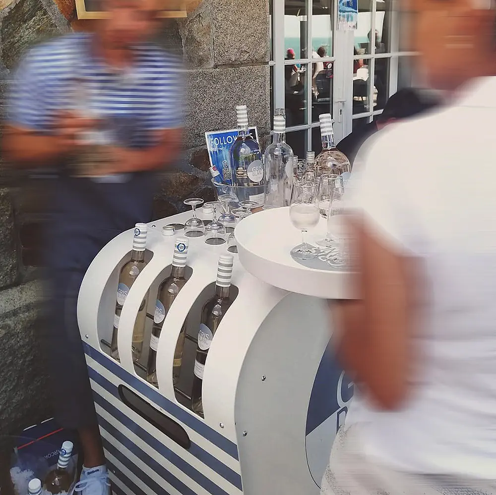 ESIGO - Custom Wine trolleys
