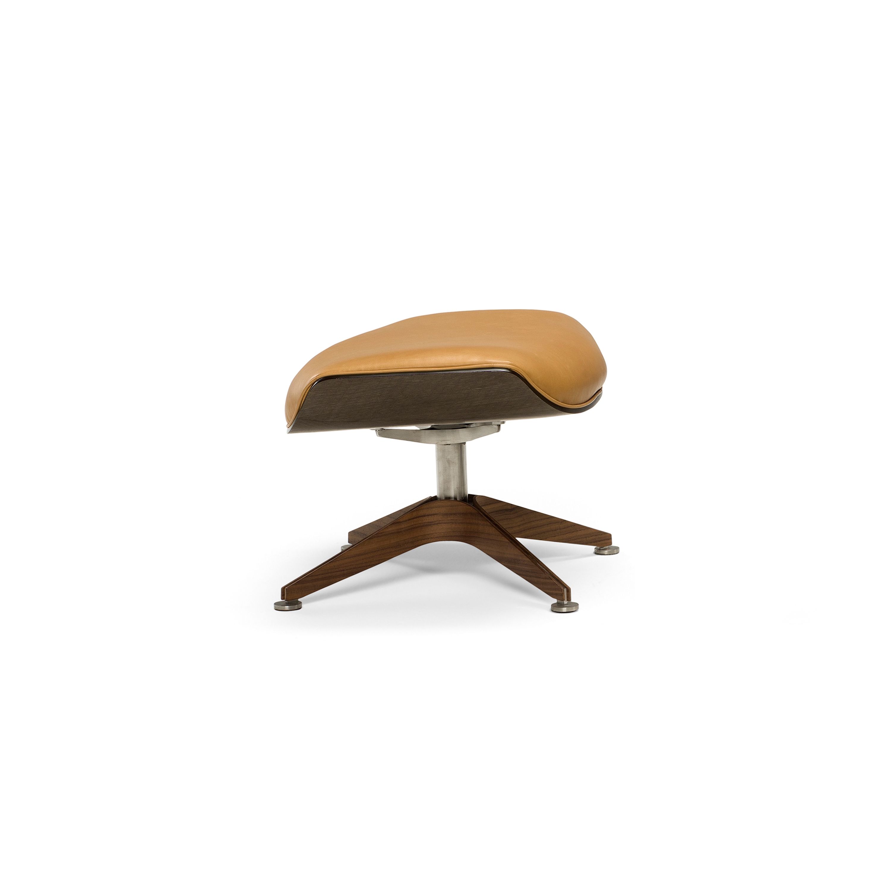 Mostra il prodotto Coach-Pouff del produttore Amura